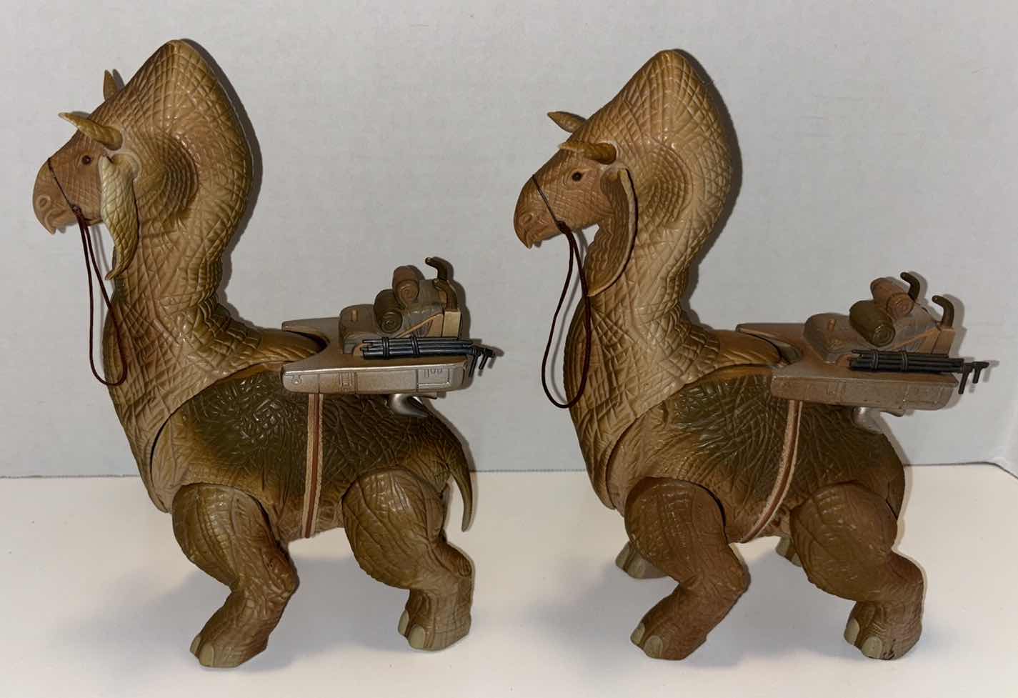 Photo 1 of 1997 HASBRO KENNER STAR WARS 2-PACK 9.25” ACTION FIGURE “RONTO BEAST”  (BOTH COMPLETE) **NO RETURNS**