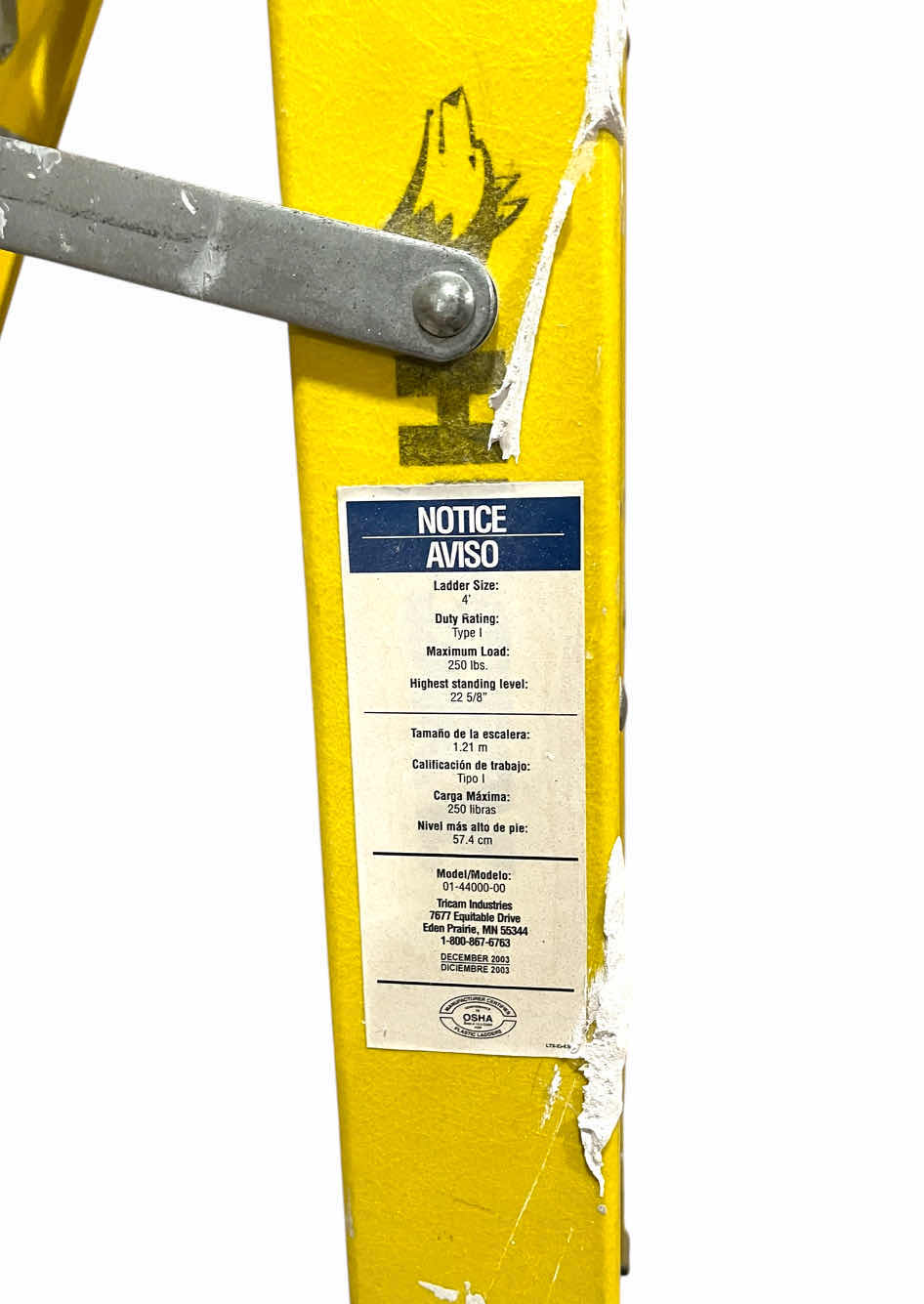 Photo 1 of HUSKY 4FT STANDING LADDER MODEL 01-44000-00