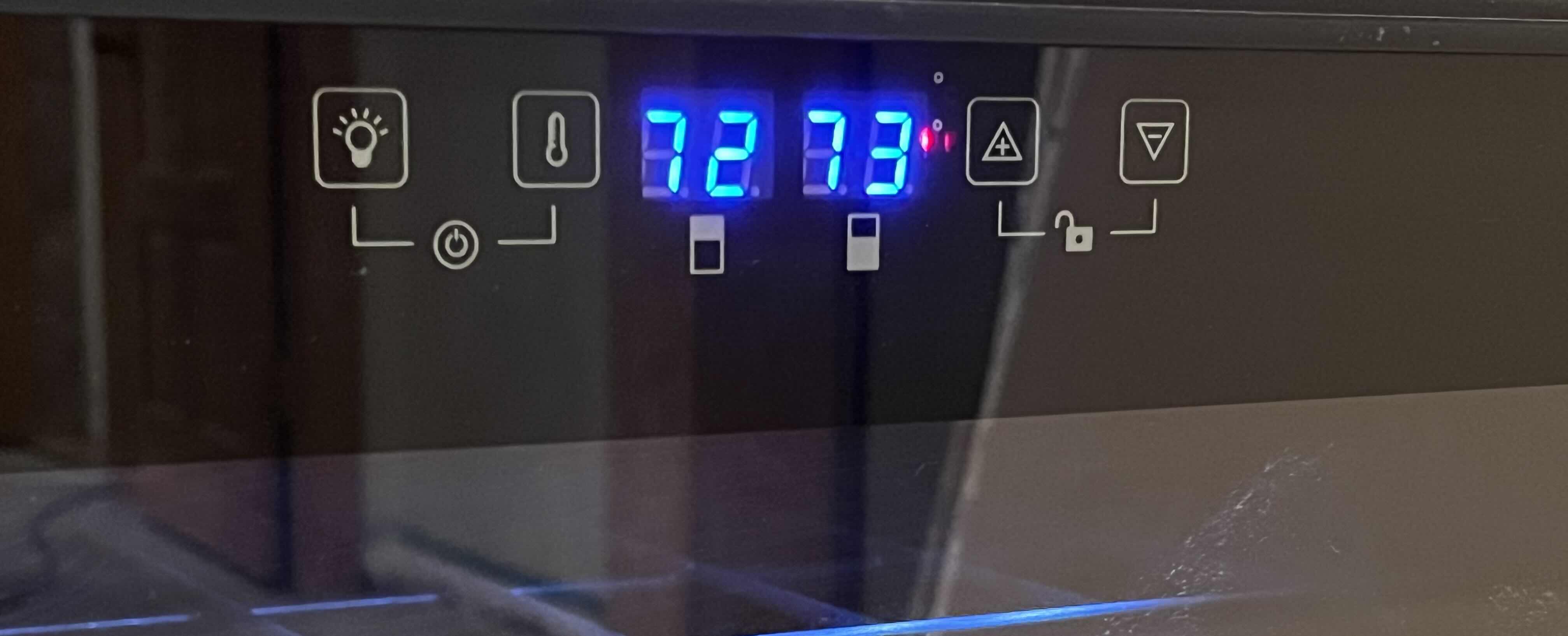 Photo 1 of NEW VINOTEMP BLACK DUAL ZONE 46 BOTTLE WINE COOLER FREESTANDING/BUILT-IN MODEL VT-46TS-2Z (READ NOTES)