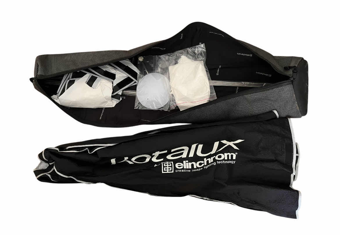 Photo 1 of NEW ELINCHROM ROTALUX DEEP OCTABOX 39” W BAG