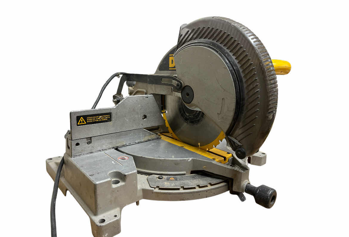 Photo 3 of DEWALT 12” COMPOUND MITTER SAW MODEL DW705
