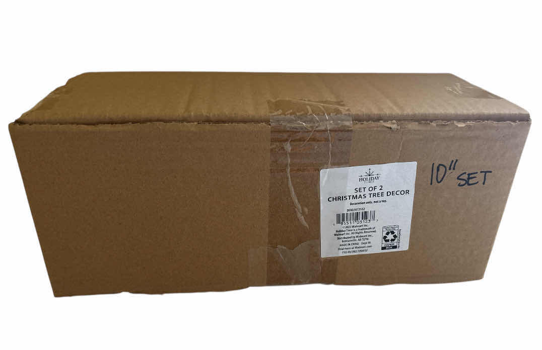 Photo 3 of NEW HOLIDAY TIME CHRISTMAS 10” TABLETOP CERAMIC HOLIDAY TREE DECOR SET OF 2 (WHITE/GREEN)