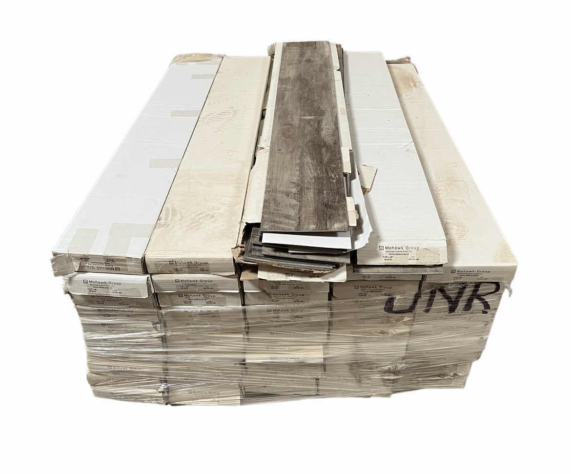 Photo 3 of MOHAWK COZY WOOD FINISH GLUE DOWN VINYL PLANKS 7.25” X 48” (36.25SQFT PER CASE/49 CASES APPROX. 1776.25SQFT TOTAL) READ NOTES