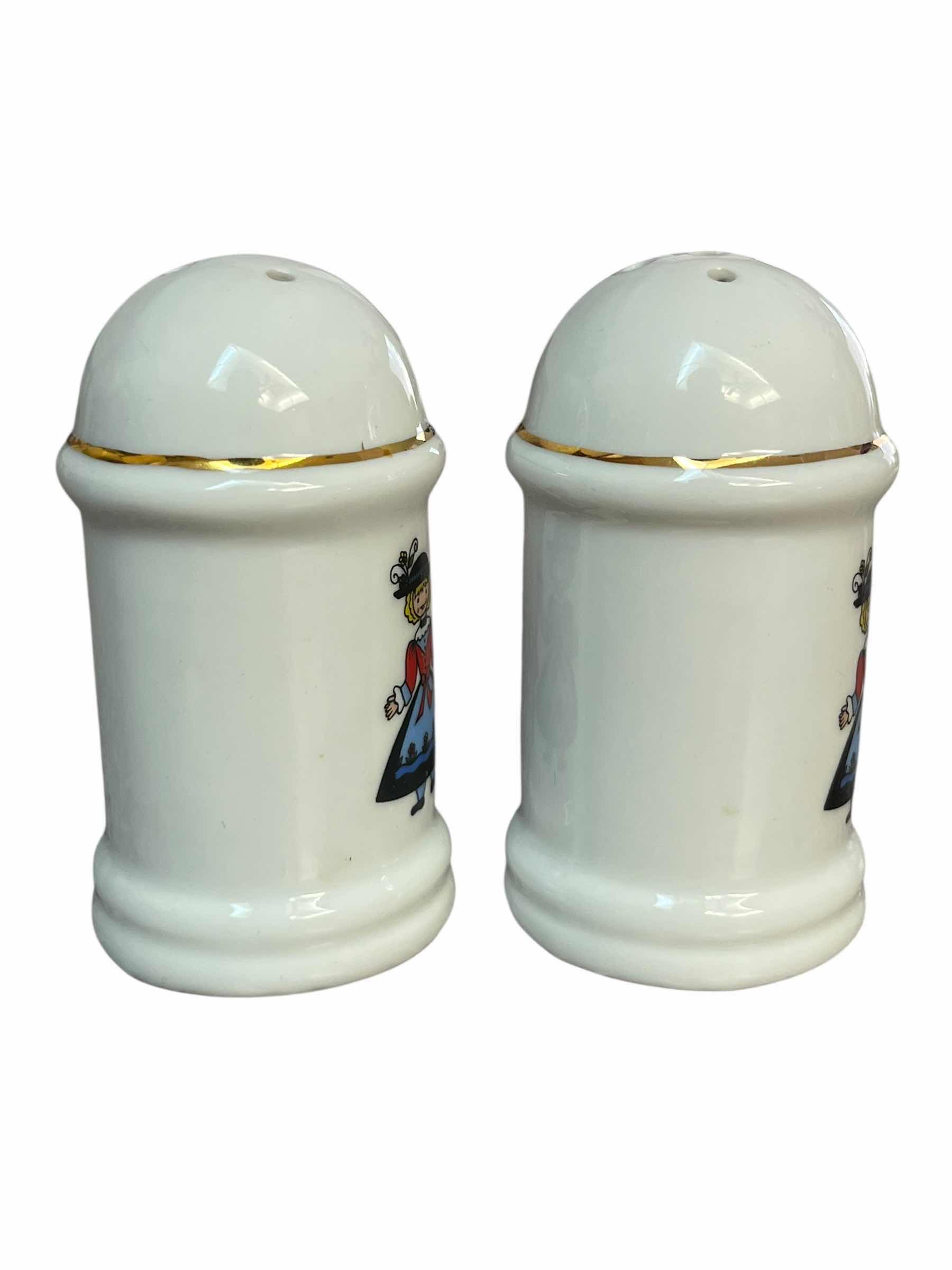 Photo 1 of GEROLD PORZELLAN BAVARIA PORCELAIN SALT & PEPPER SHAKER