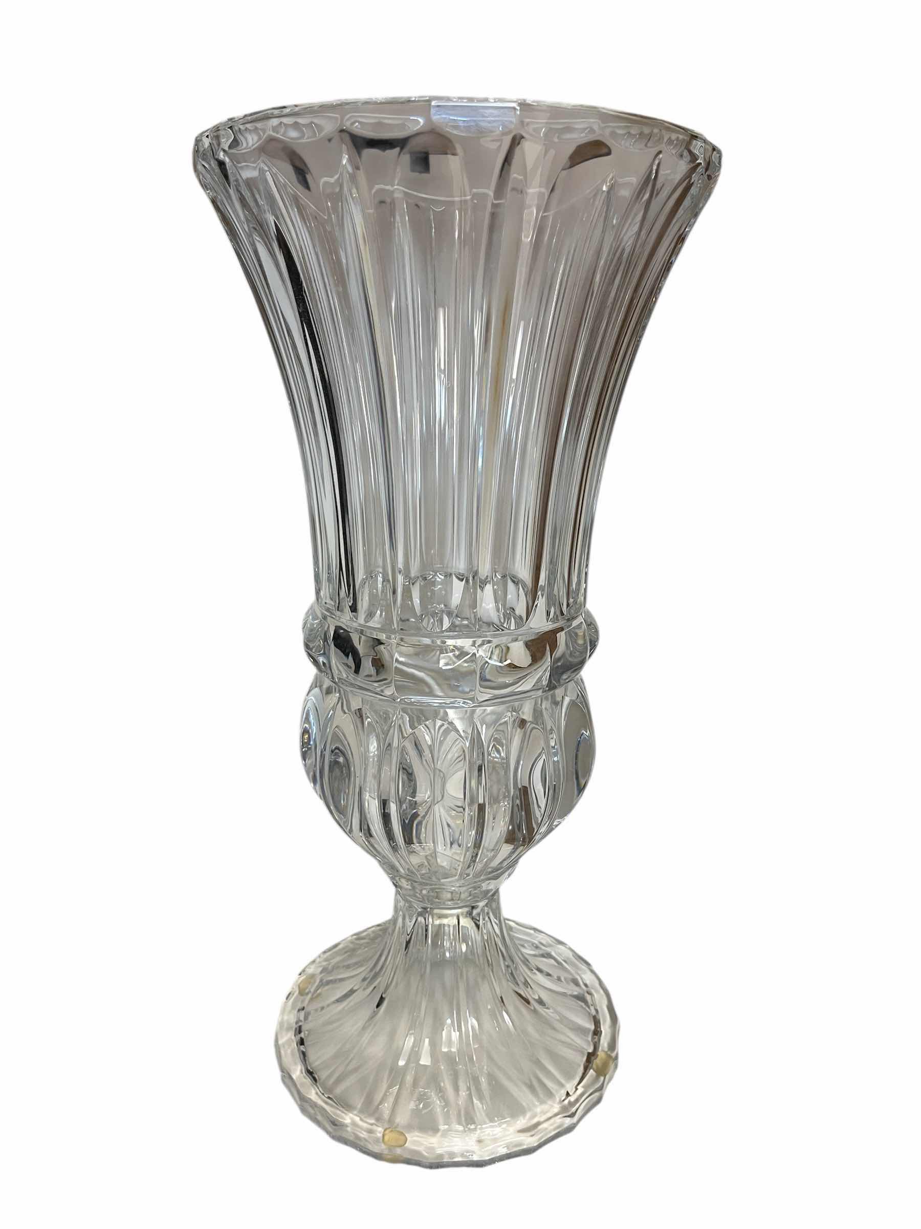 Photo 1 of FIFTH AVE CRYSTAL LTD XL VASE 8” X 16”