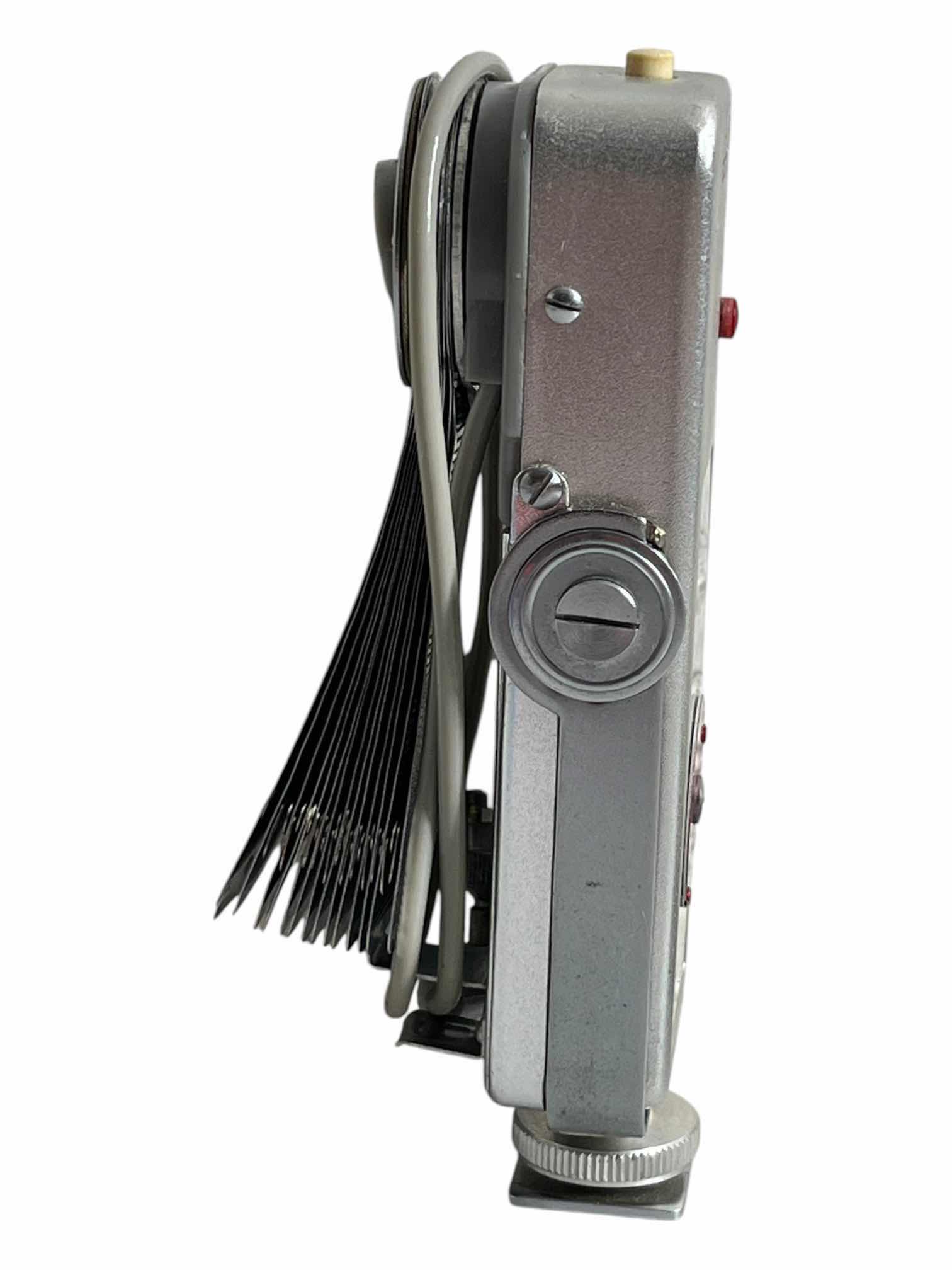 Photo 1 of ESCOT CAMERA BOUNCE FLASH JAPAN W CASE & MANUAL