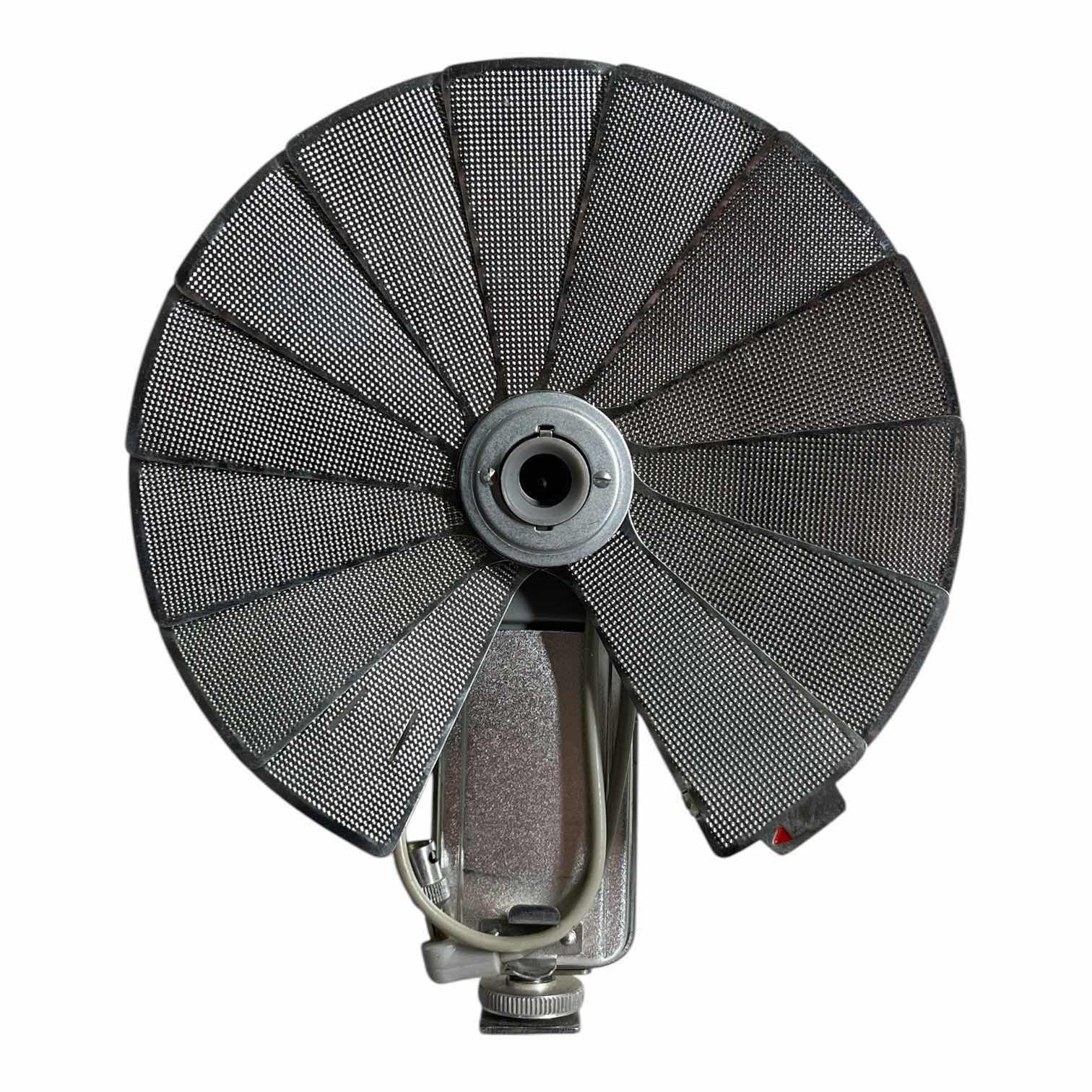 Photo 1 of ESCOT CAMERA BOUNCE FLASH JAPAN W CASE & MANUAL