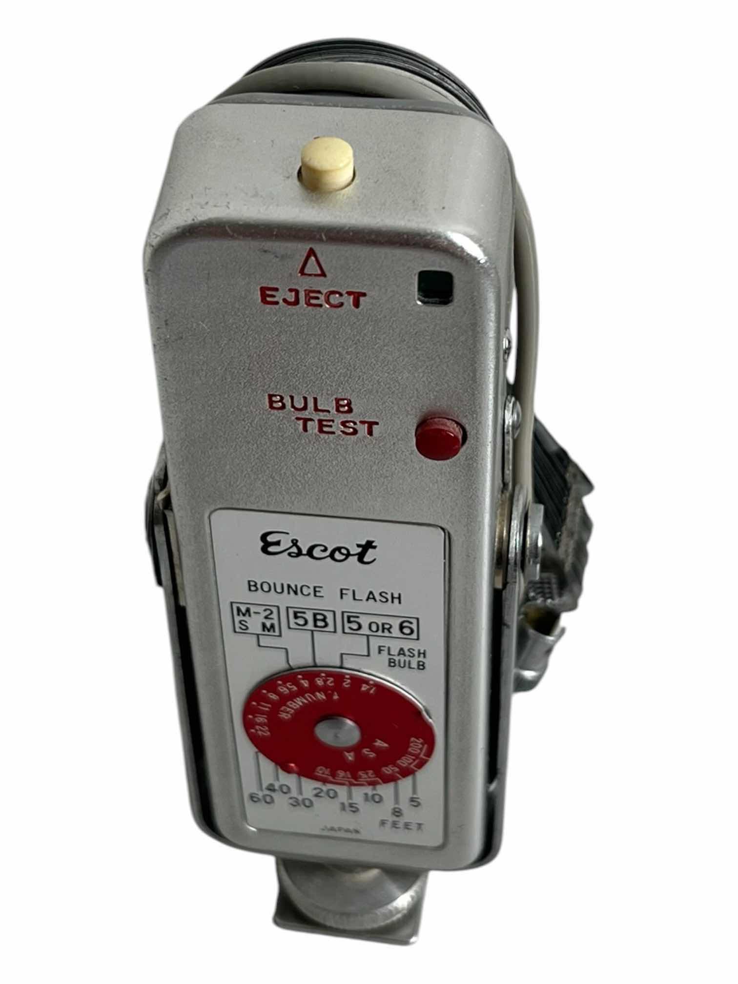 Photo 1 of ESCOT CAMERA BOUNCE FLASH JAPAN W CASE & MANUAL