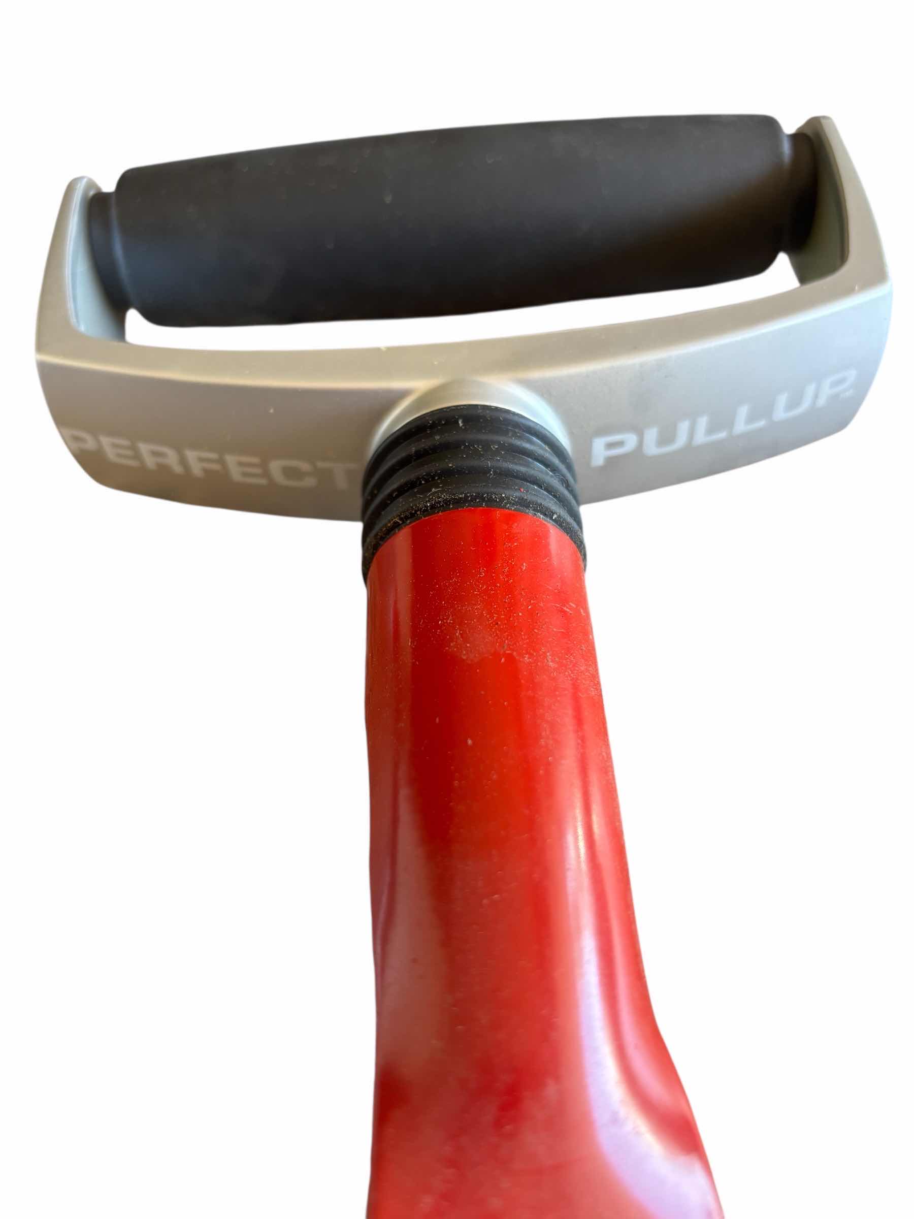 Photo 1 of PERFECT PULL UP ACCESSORY 2PC