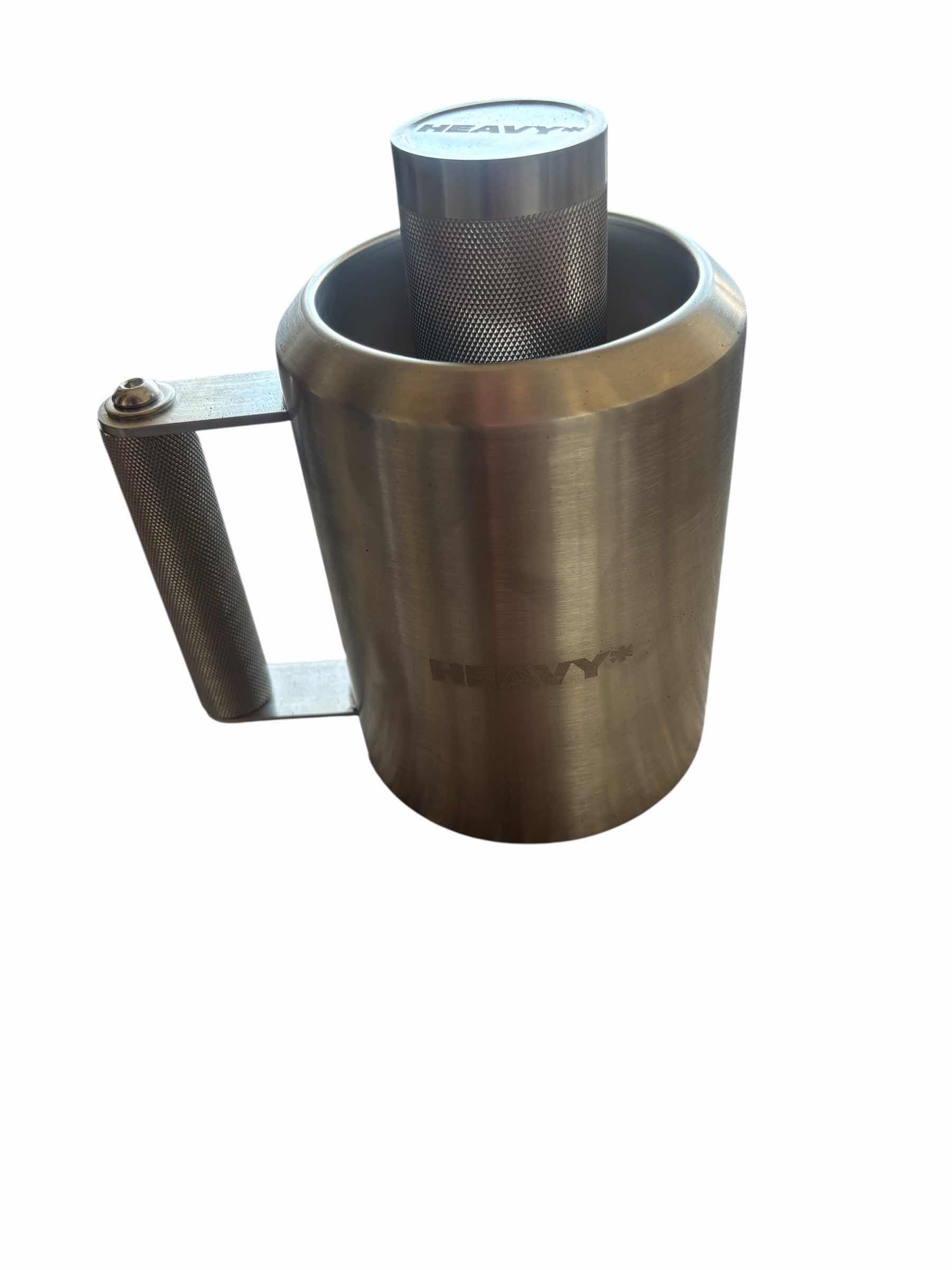 Photo 1 of HEAVY MUG 22LB