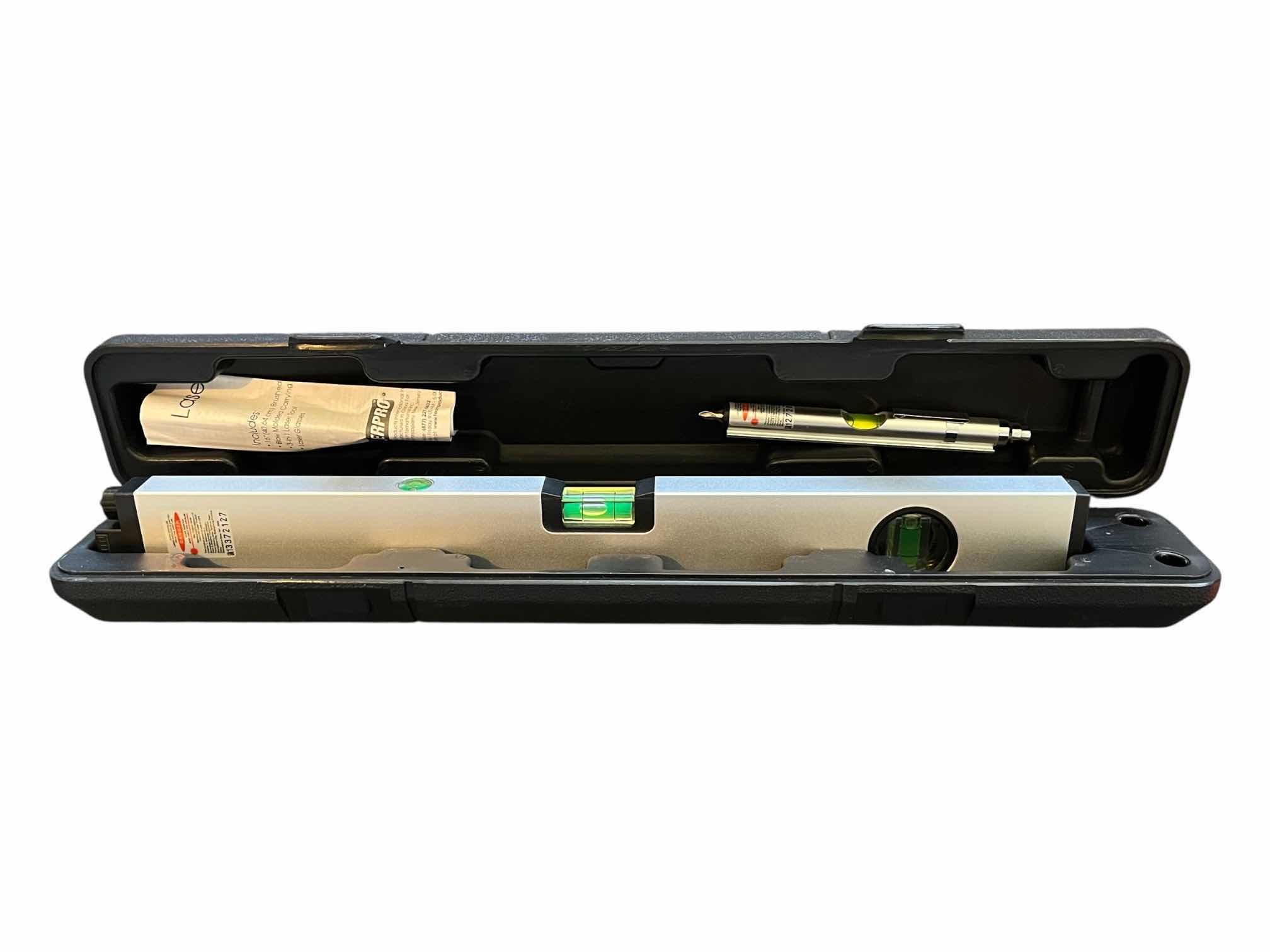 Photo 1 of LASER PRO LASER TOOL KIT CL2062XL W CASE