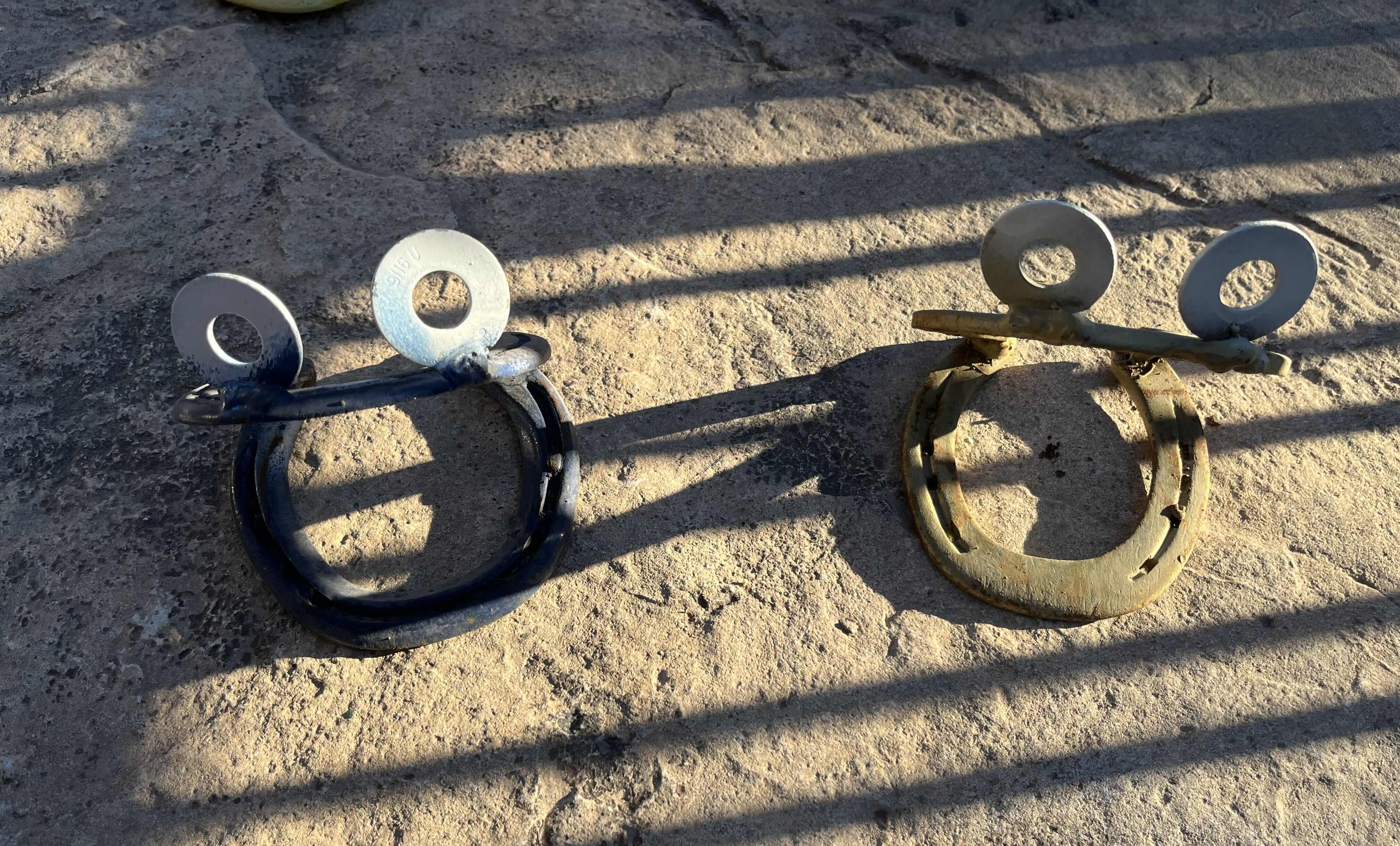 Photo 1 of HORSESHOE ART YARD DECOR (4)