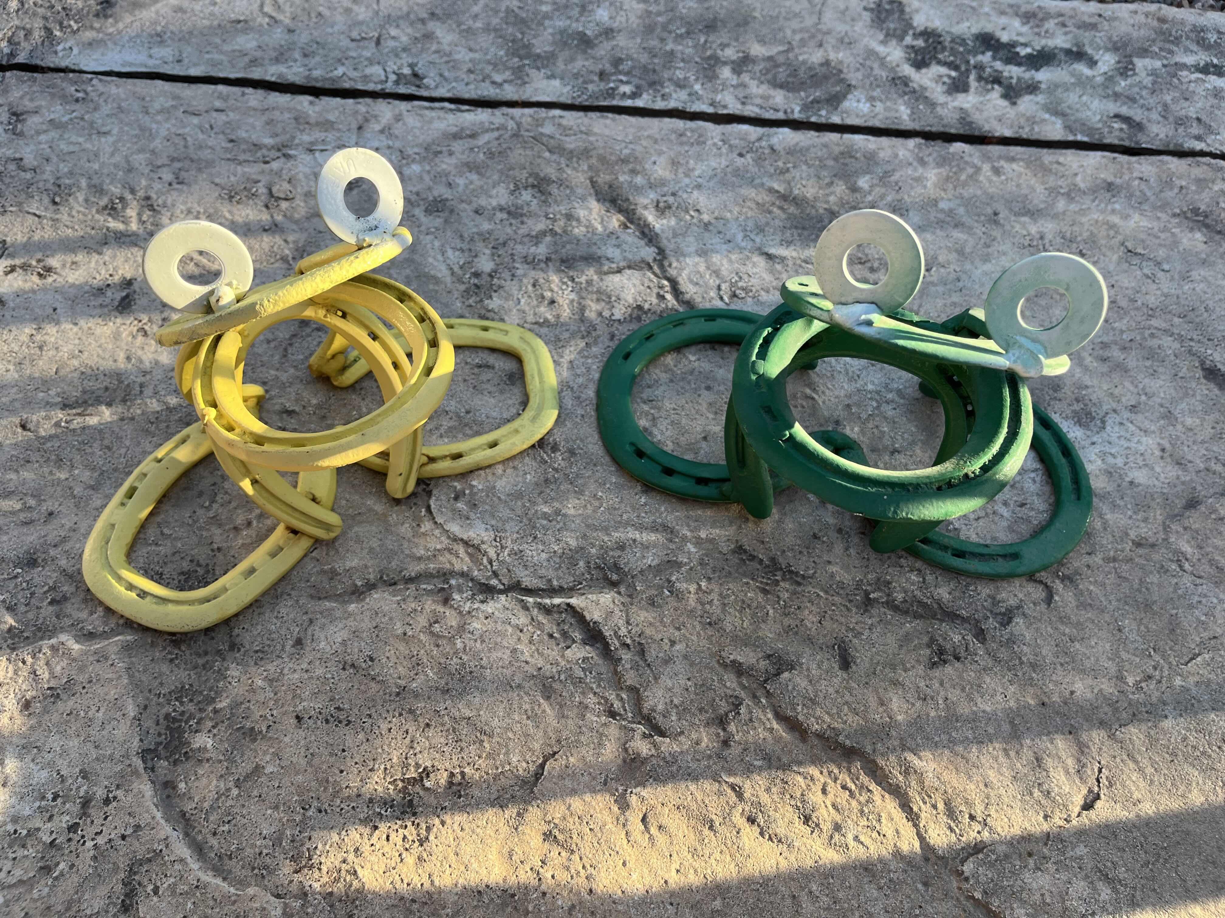 Photo 1 of HORSESHOE ART YARD DECOR (4)