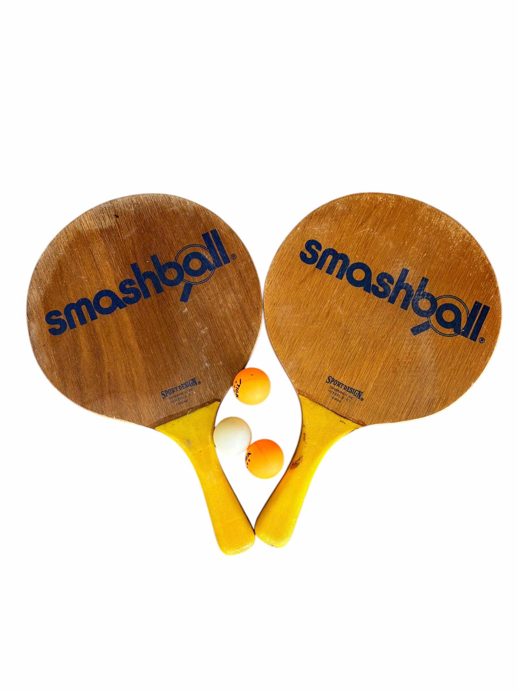 Photo 1 of SMASHBALL WOOD PADDLE SET W PING-PONG BALLS