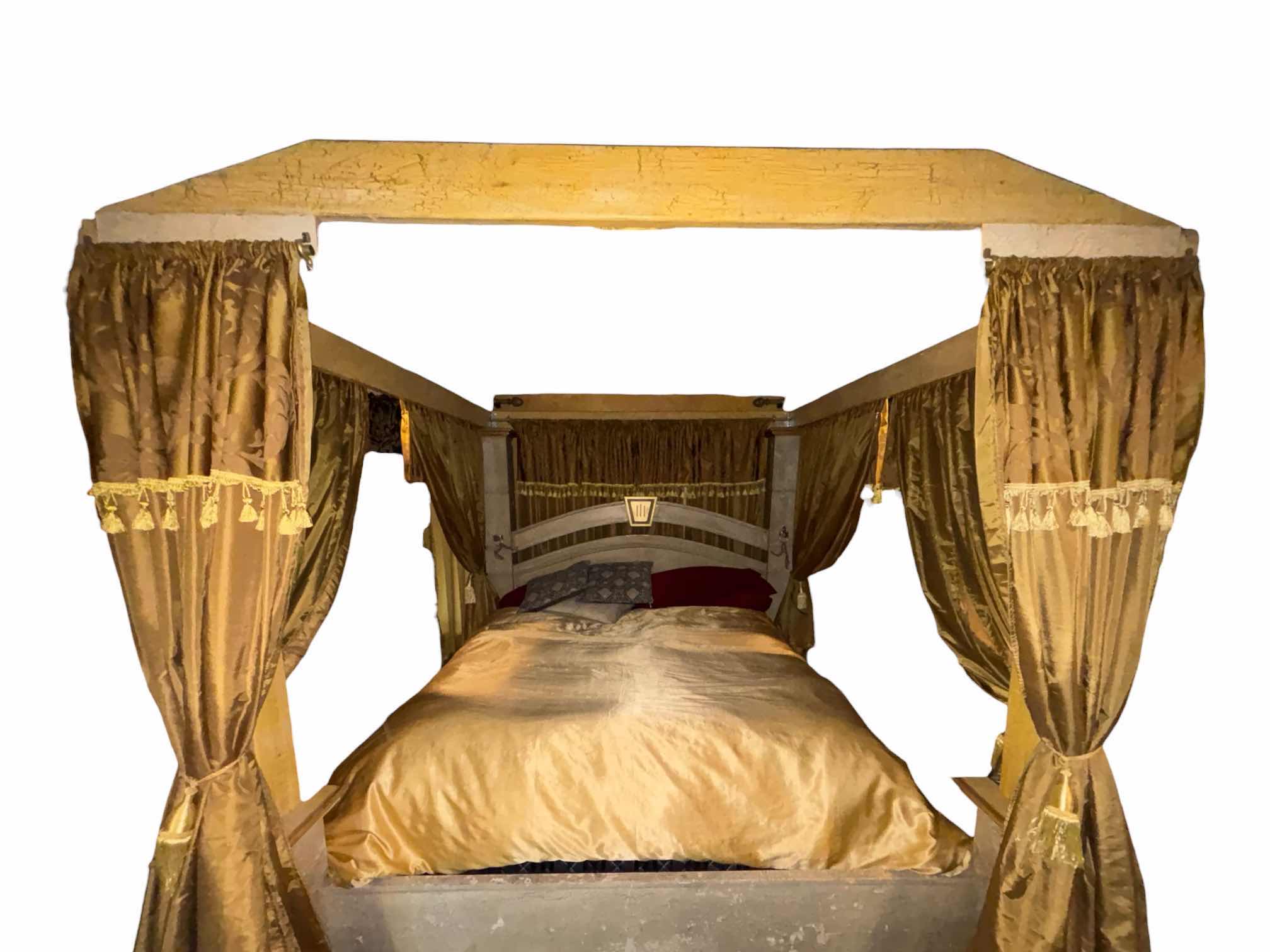 Photo 1 of MID CENTURY MODERN CUSTOM CASTLE STYLE CALIFORNIA KING CANOPY BED 93.5” X 104” H94.5” *READ NOTES