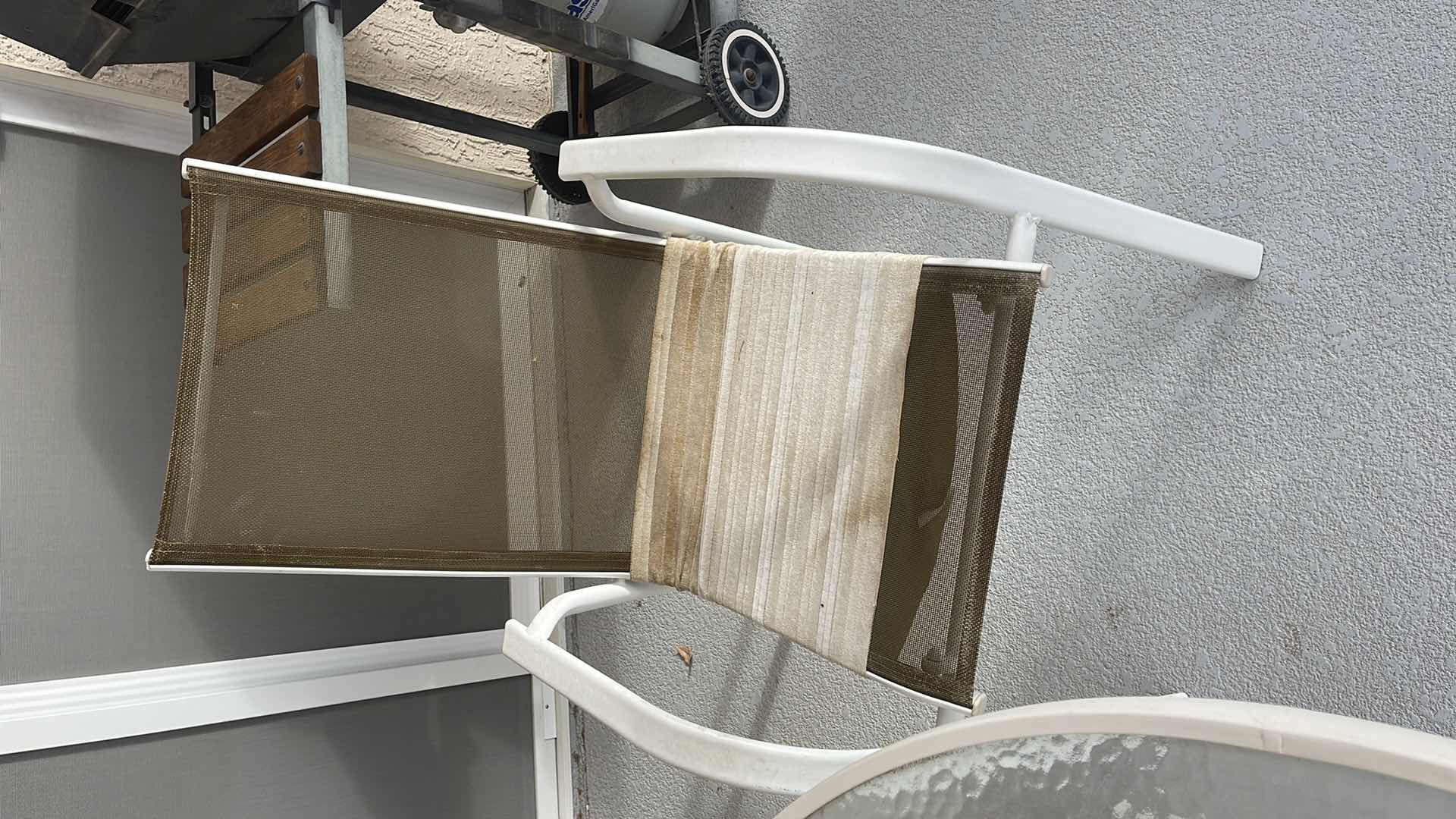 Photo 1 of 4 PC OUTDOOR PATIO 42” ROUND TABLE SET W TWO CHAIRS & UMBRELLA(STAND IS DAMAGED)