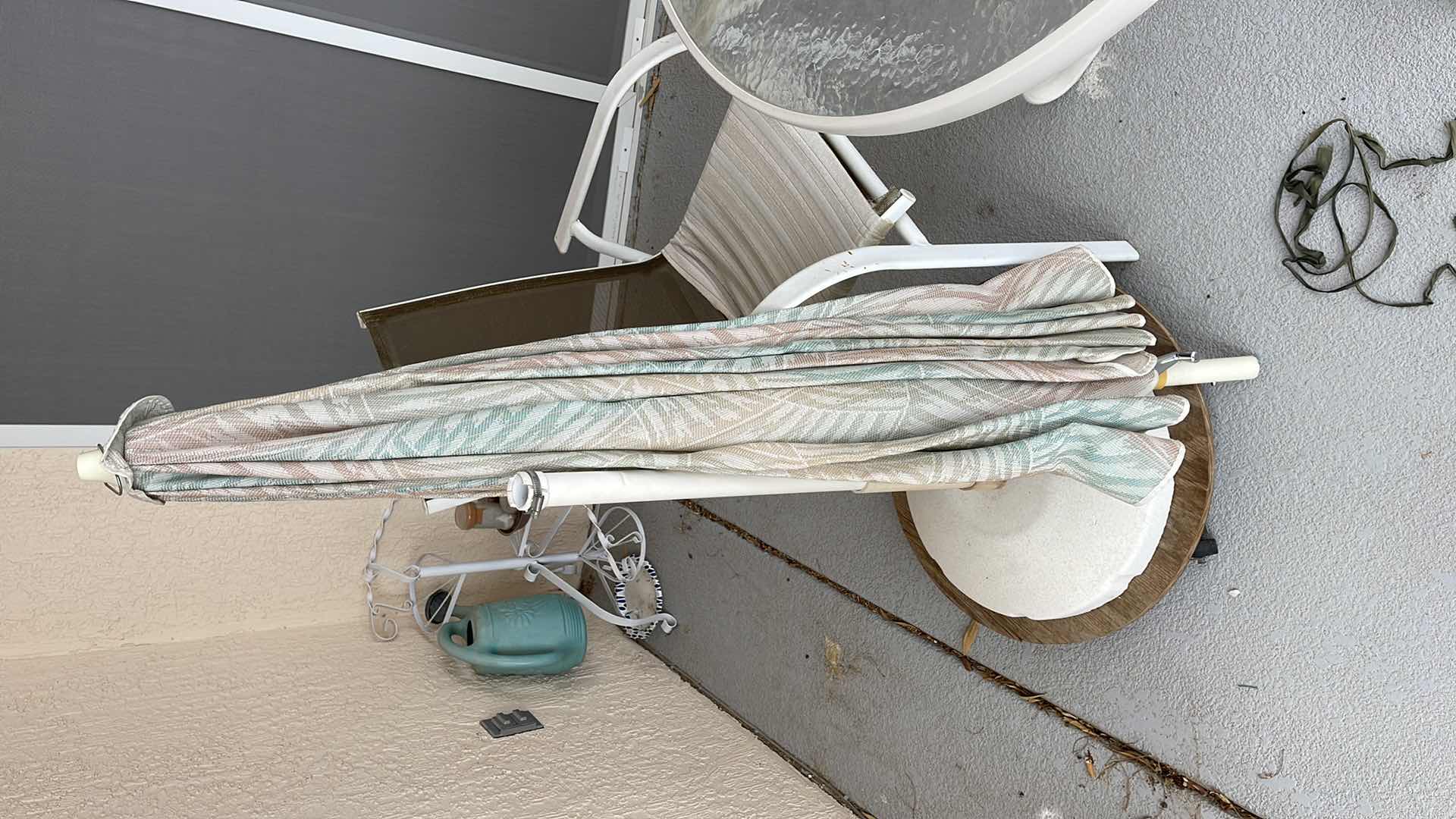 Photo 1 of 4 PC OUTDOOR PATIO 42” ROUND TABLE SET W TWO CHAIRS & UMBRELLA(STAND IS DAMAGED)