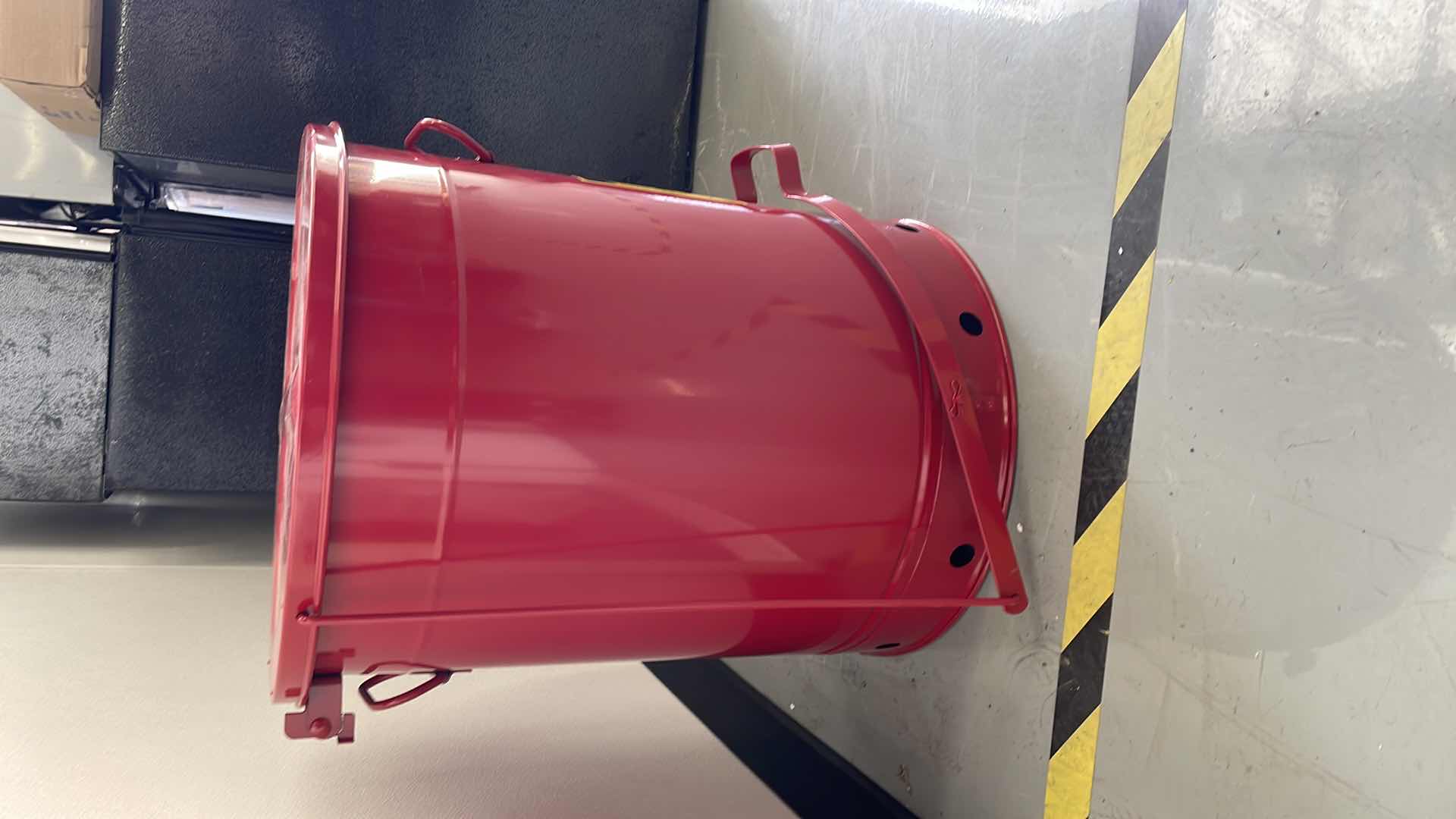 Photo 1 of METAL BIO DRUM 21 GALLON