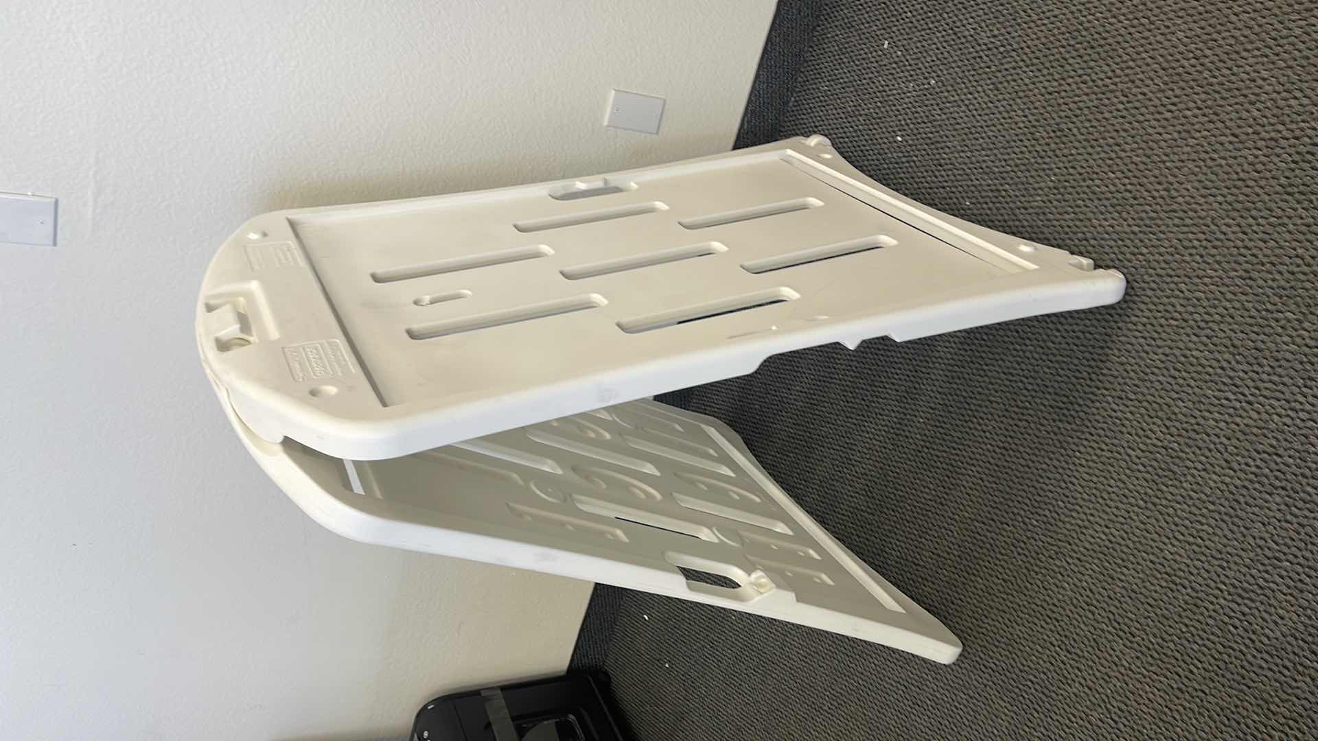 Photo 1 of SIGNICADE NXT SIGN STAND 27” X H47”