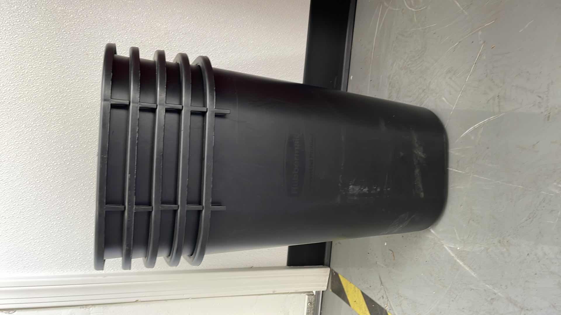 Photo 1 of 5  BLACK 7 GALLON TRASH CANS