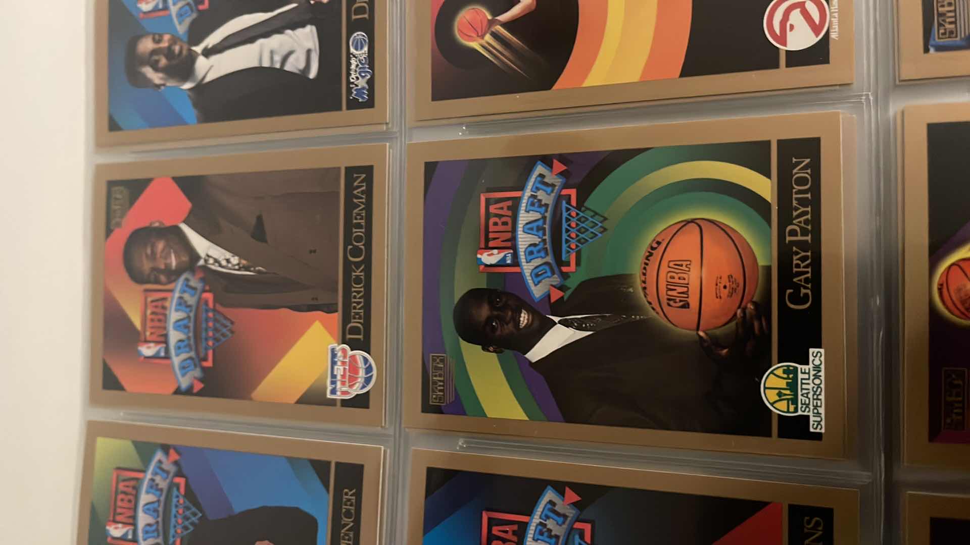 Photo 5 of 1990 SKYBOX NBA CARDS W BINDER