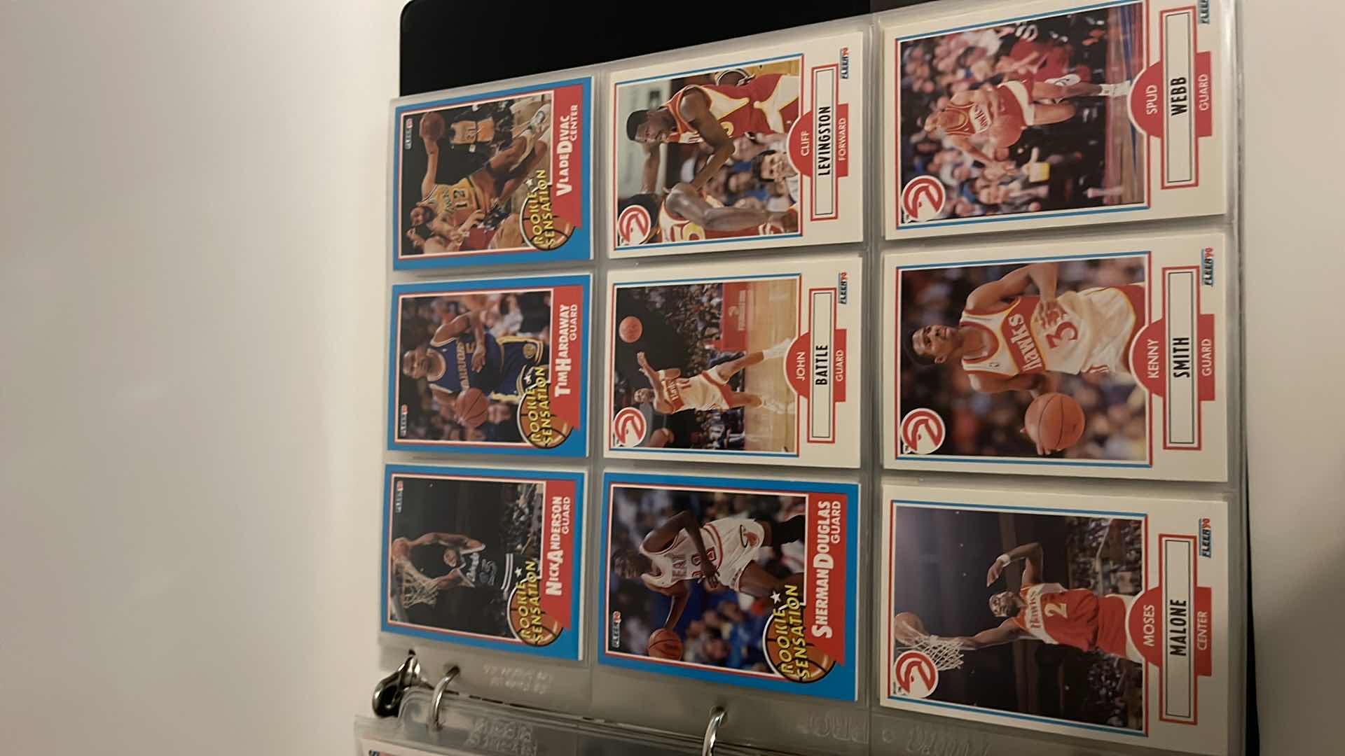 Photo 1 of 1990 FLEER NBA BASKETBALL CARS W BINDER