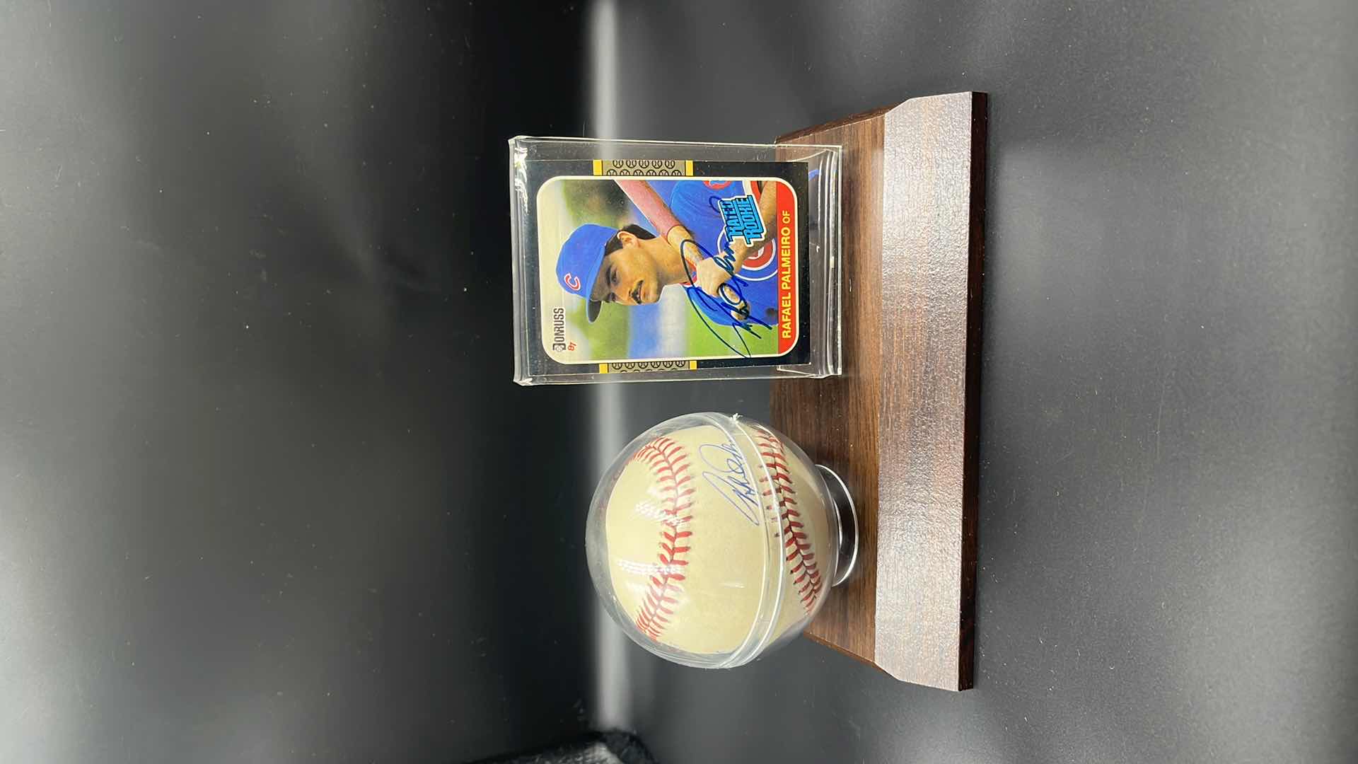 Photo 1 of 1987 RAFAEL PALMEIRO AUTOGRAPHED DONRUSS RATED ROOKIE CARD 43