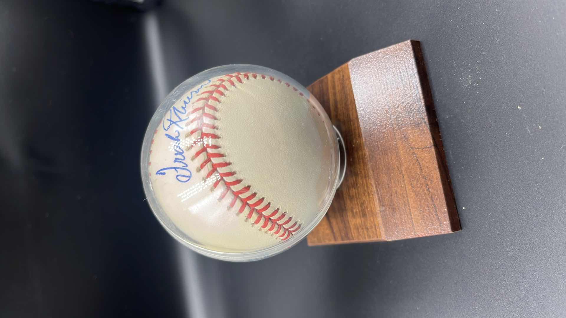 Photo 2 of FRANK ROBINSON AUTOGRAPHED BASEBALL