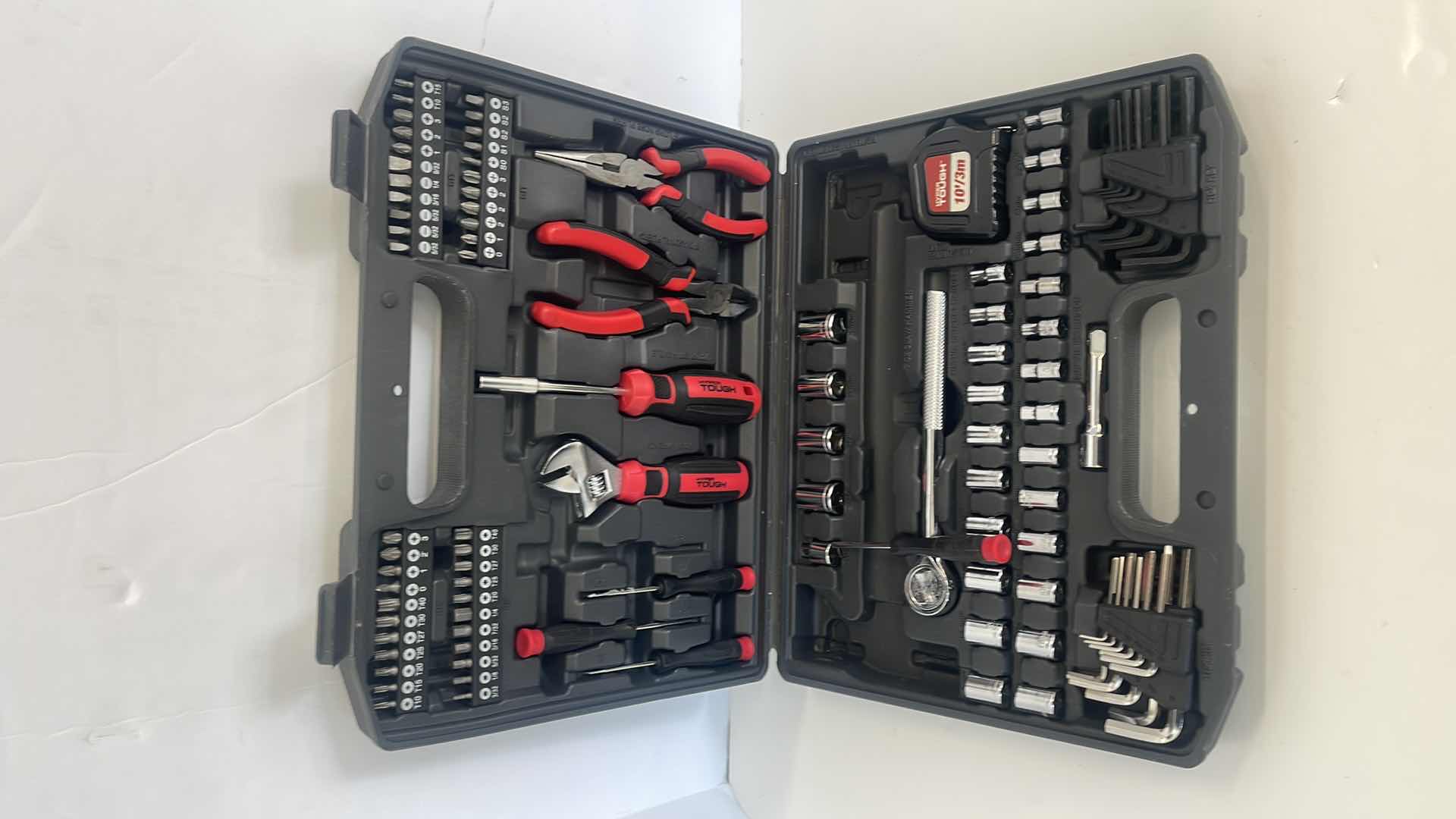 Photo 1 of HYPER TOUGH 116 PC HOME REPAIR TOOL KIT