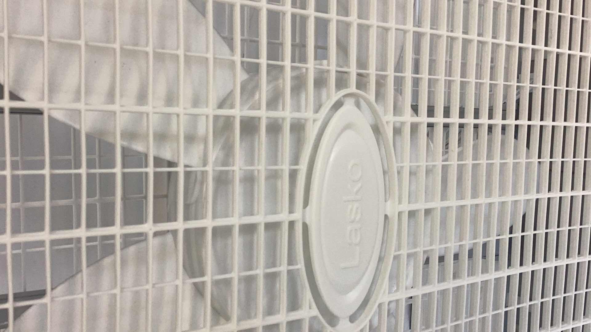 Photo 1 of LASKO 20” FAN
