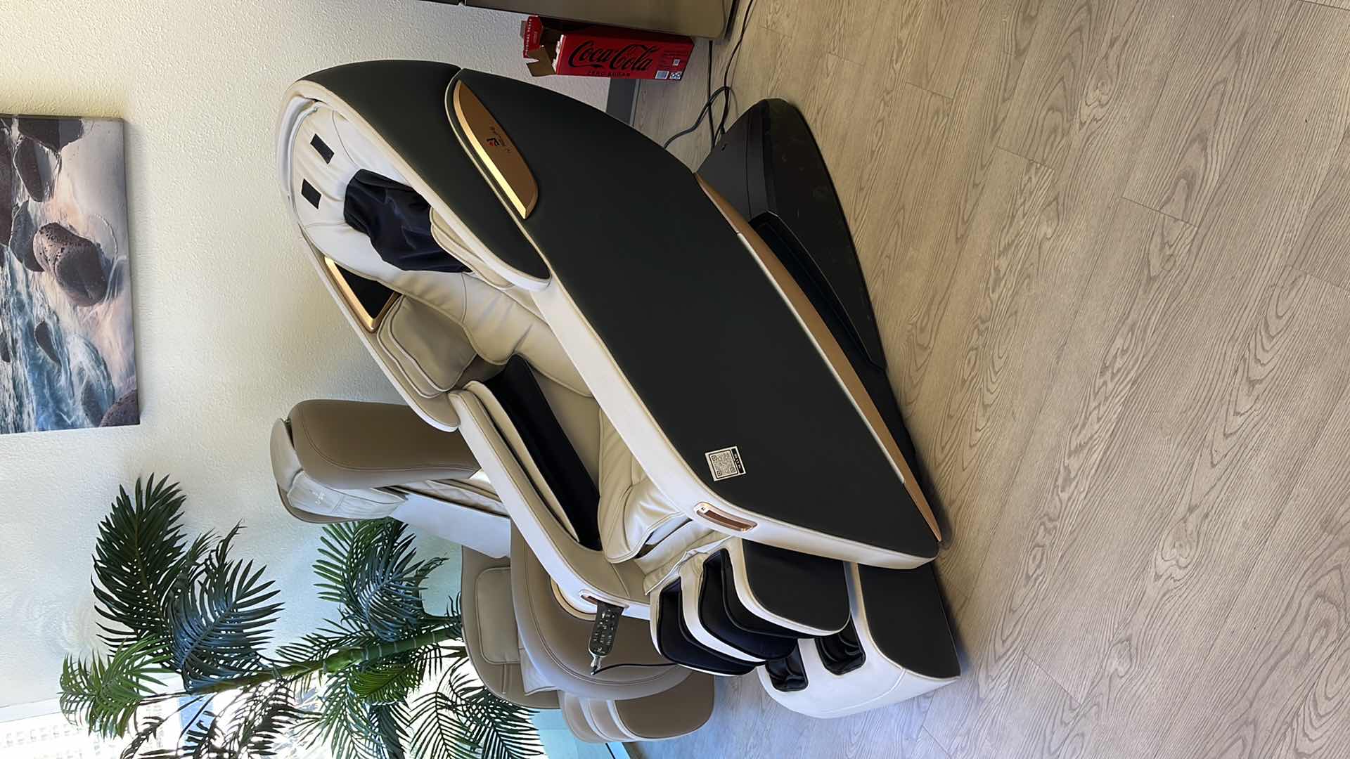 Photo 1 of IV RELIFE LUXURY MASSAGE CHAIR (OPEN BOX)