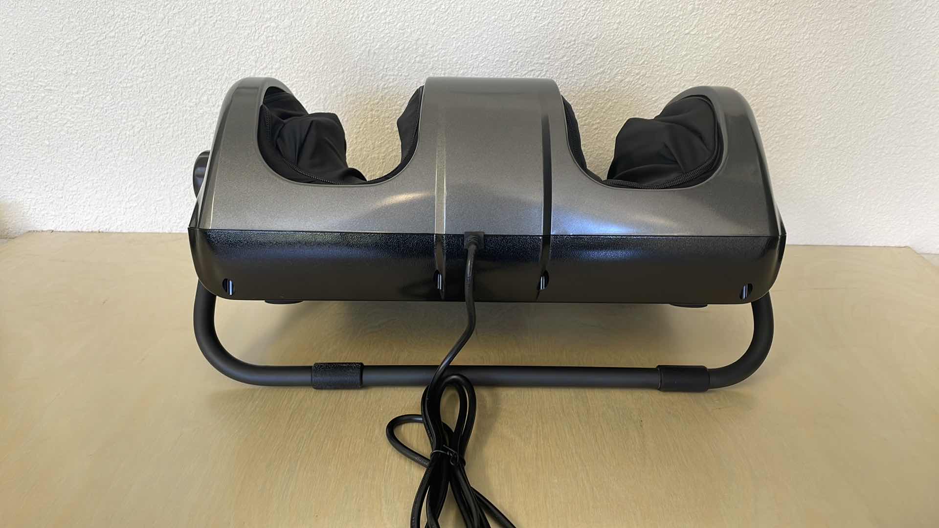 Photo 1 of IV RELIFE SILVER SHIATSU FOOT AND CALF MASSAGER 15”L x24”W