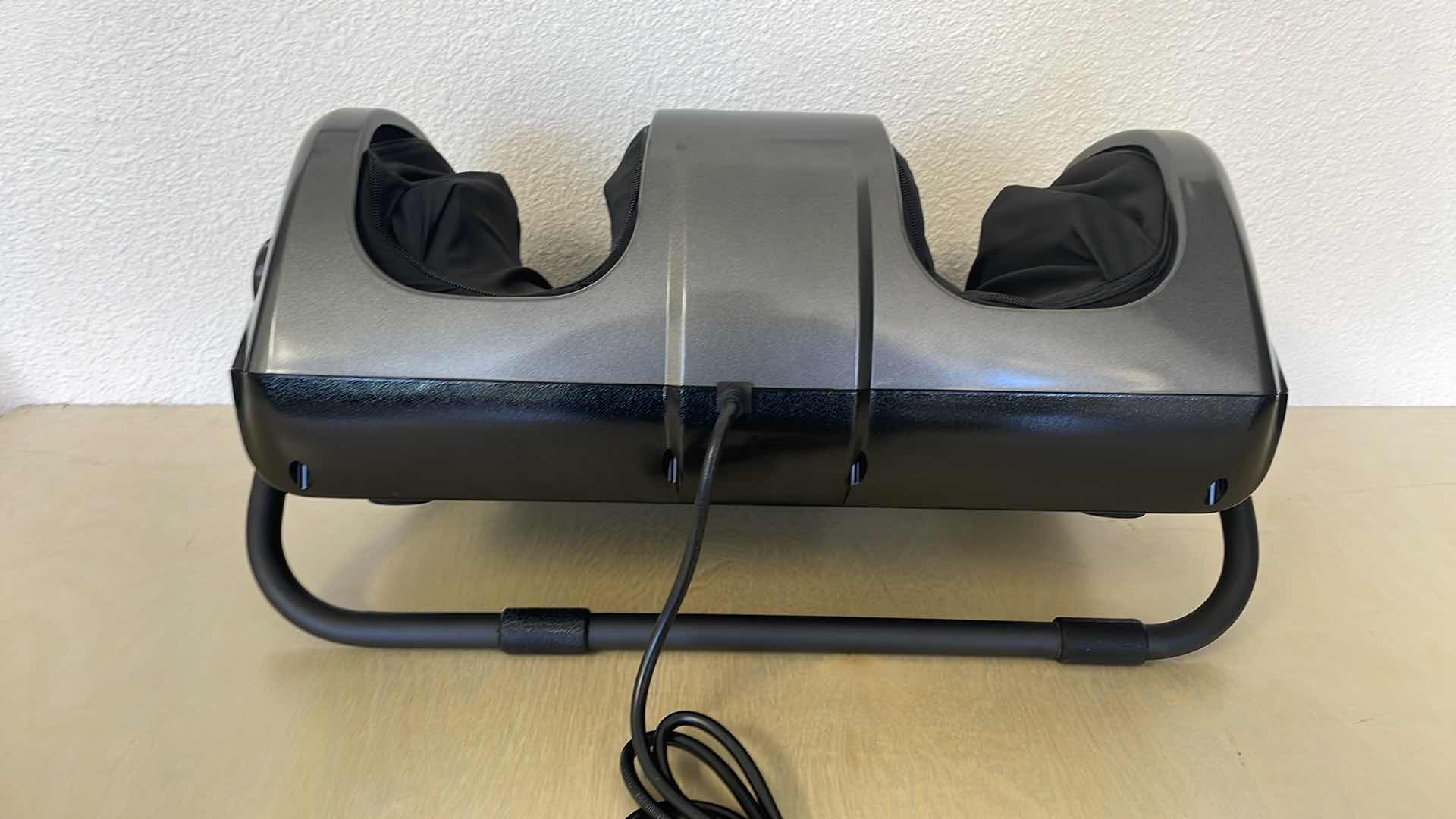 Photo 1 of IV RELIFE SILVER SHIATSU FOOT AND CALF MASSAGER 15”L x24”W