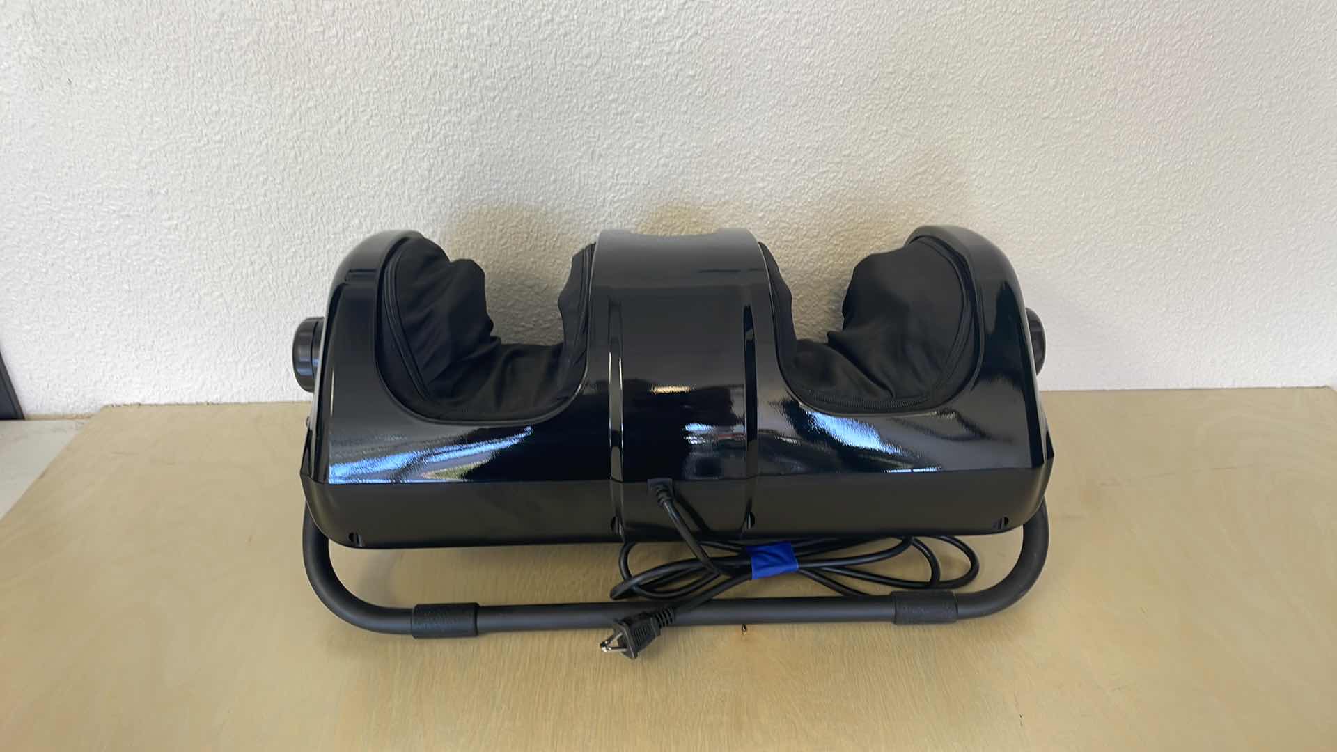 Photo 1 of IV RELIFE BLACK SHIATSU FOOT AND CALF MASSAGER 15”L x24”W