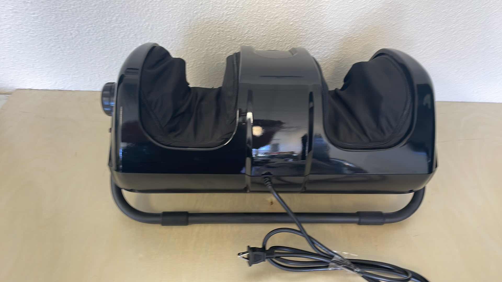 Photo 1 of IV RELIFE BLACK SHIATSU FOOT AND CALF MASSAGER 15”L x24”W