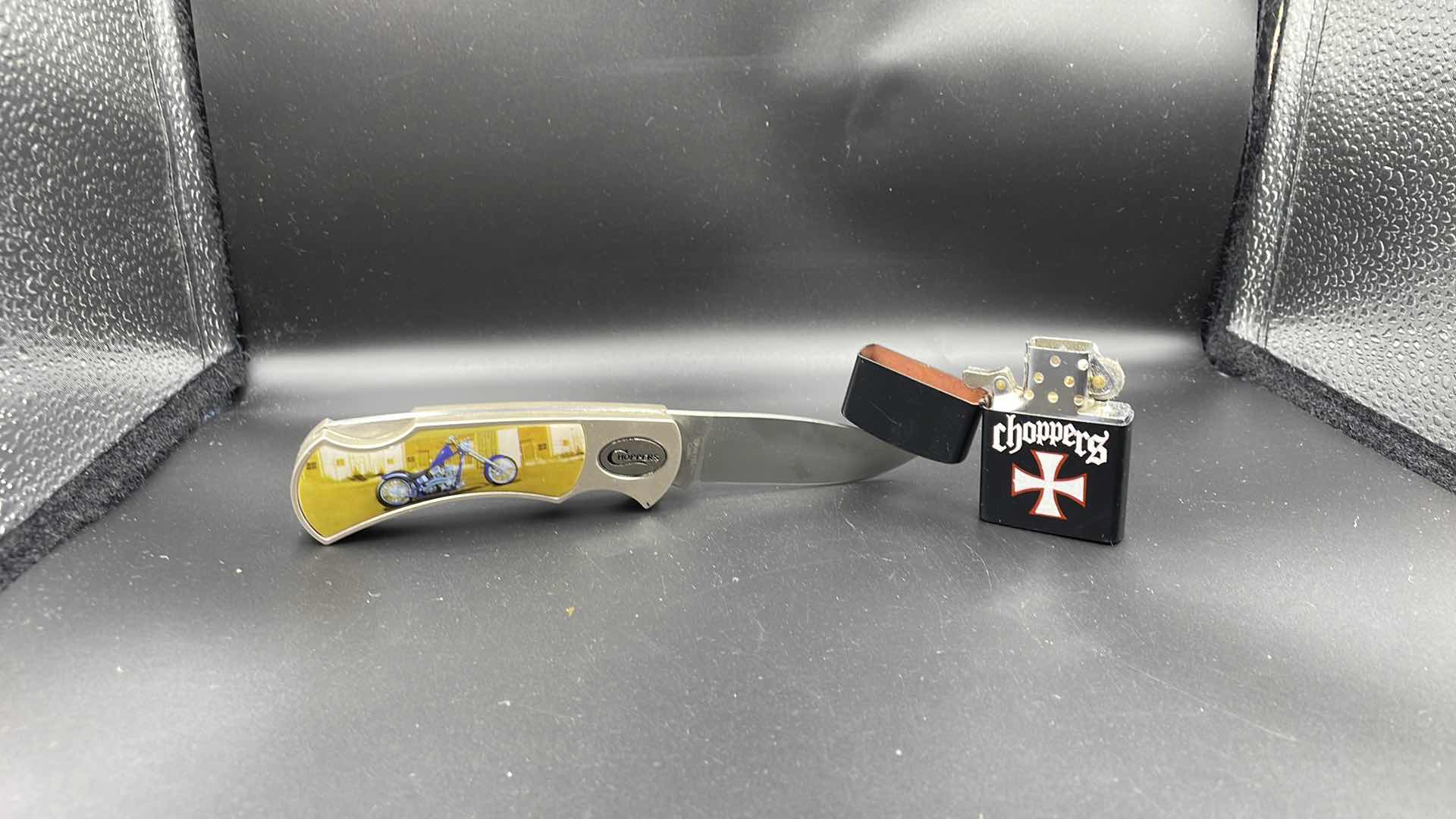 Photo 1 of POCKET KNIFE ZIPPO SET 7”