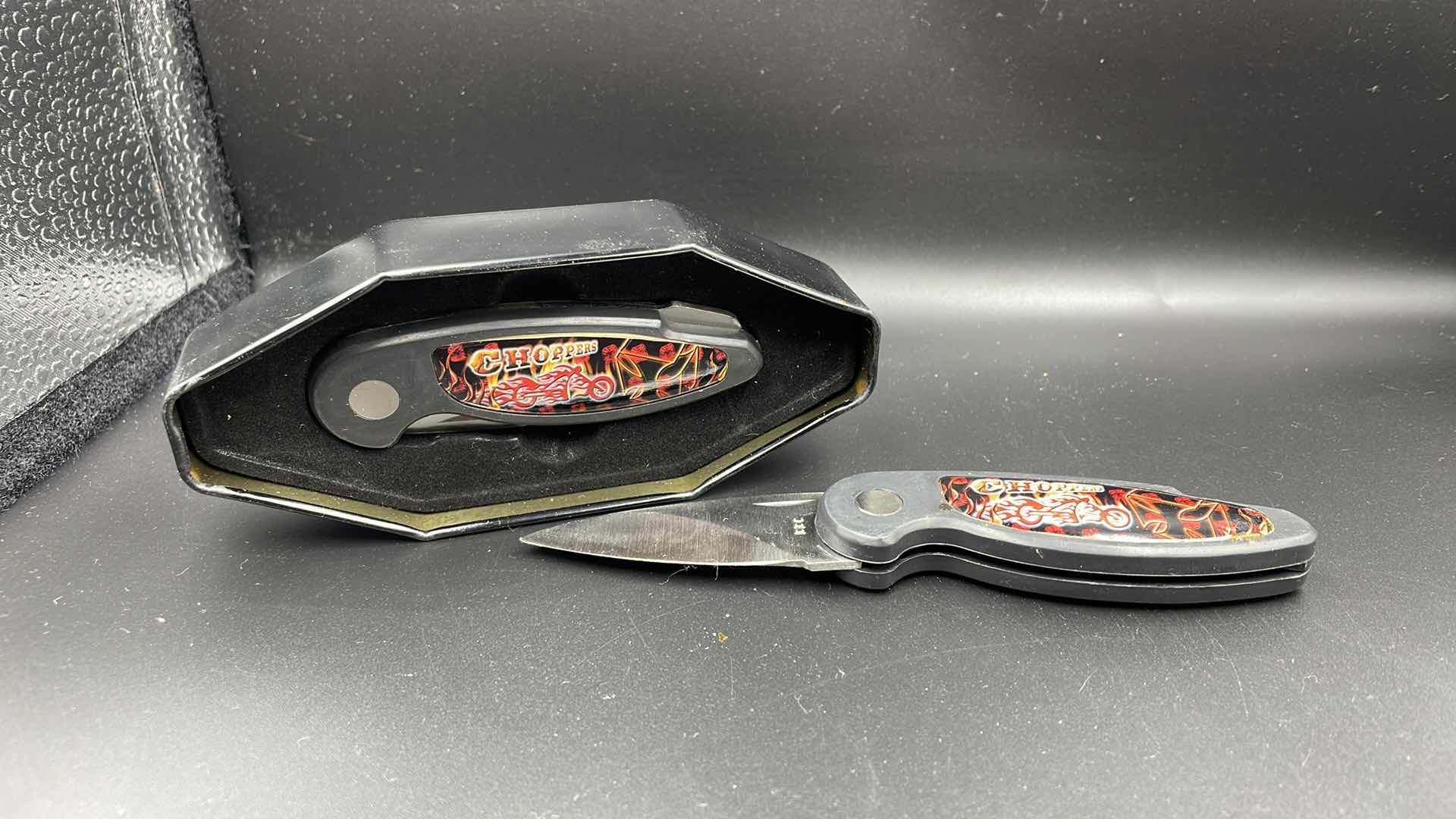 Photo 1 of CHOPPERS KNIFE SET OF 2 , 6”