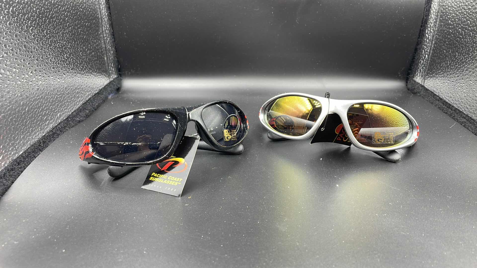 Photo 1 of PACIFIC COAST SUNGLASSES BLACK AND SILVER
