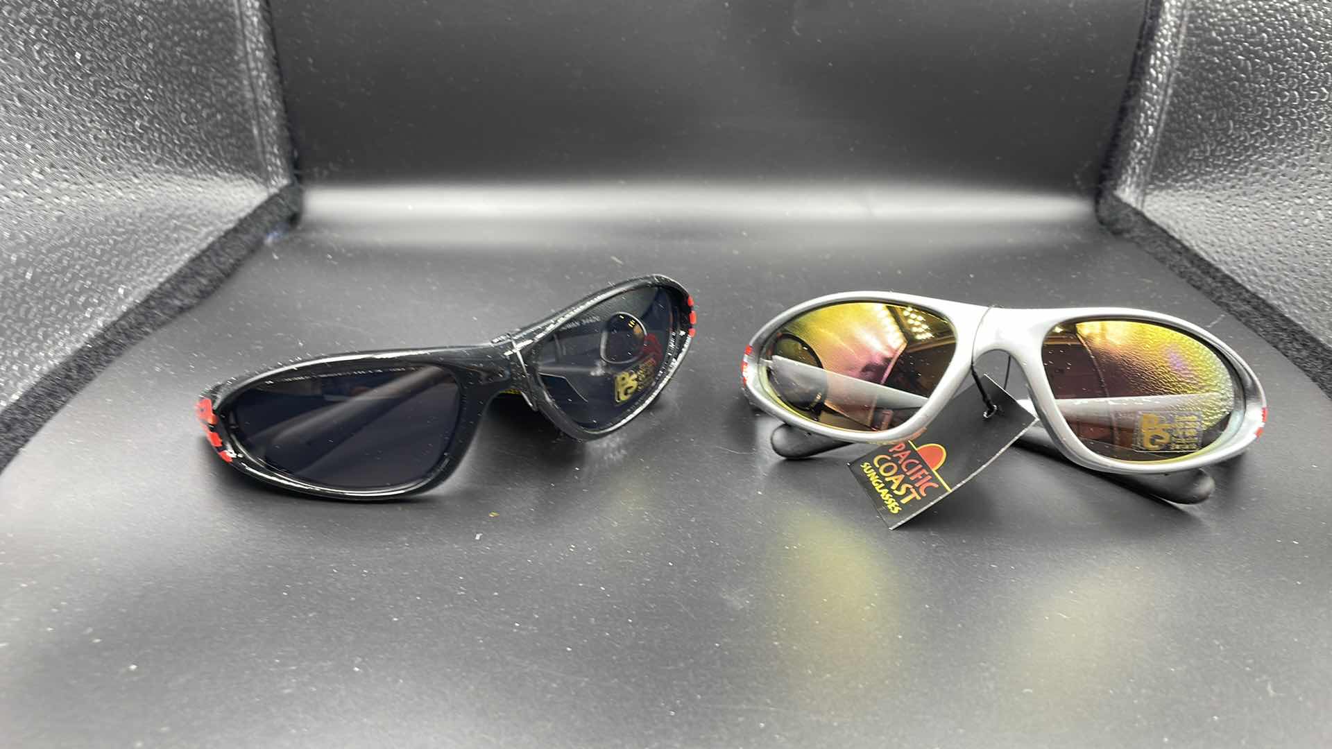 Photo 1 of PACIFIC COAST SUNGLASSES BLACK AND SILVER