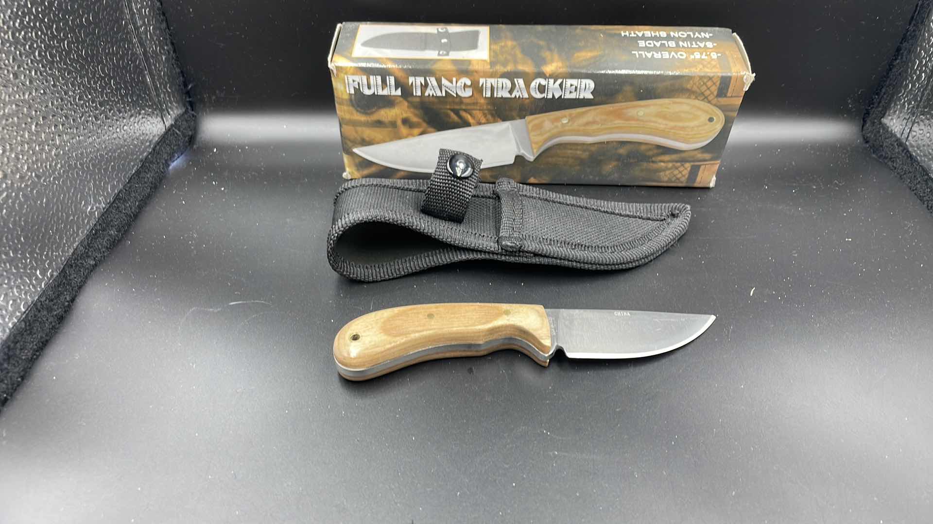 Photo 1 of FULL TANG TRACKER BLADE AND SHEATH 6”