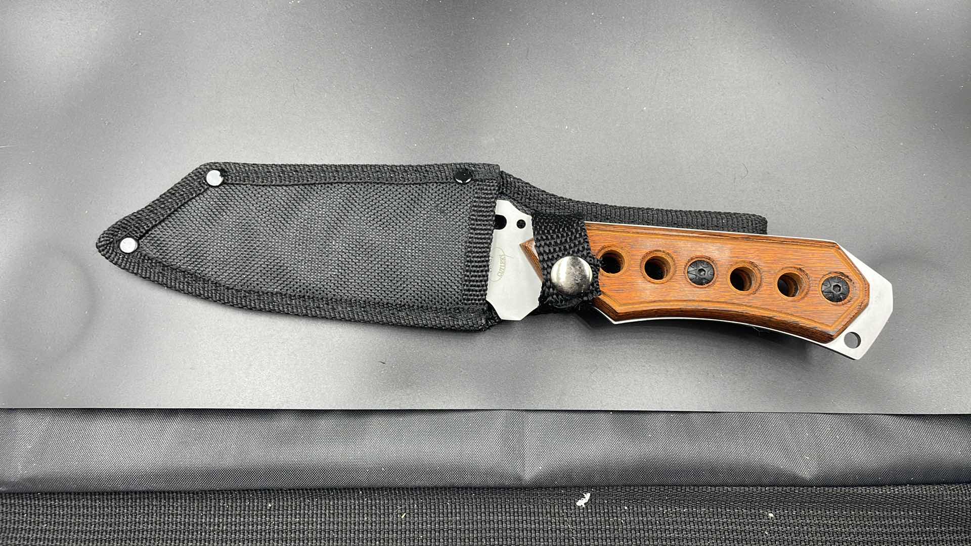 Photo 1 of FROST CUTLERY STEEL WARRIOR BLADE AND SHEATH 7.5”