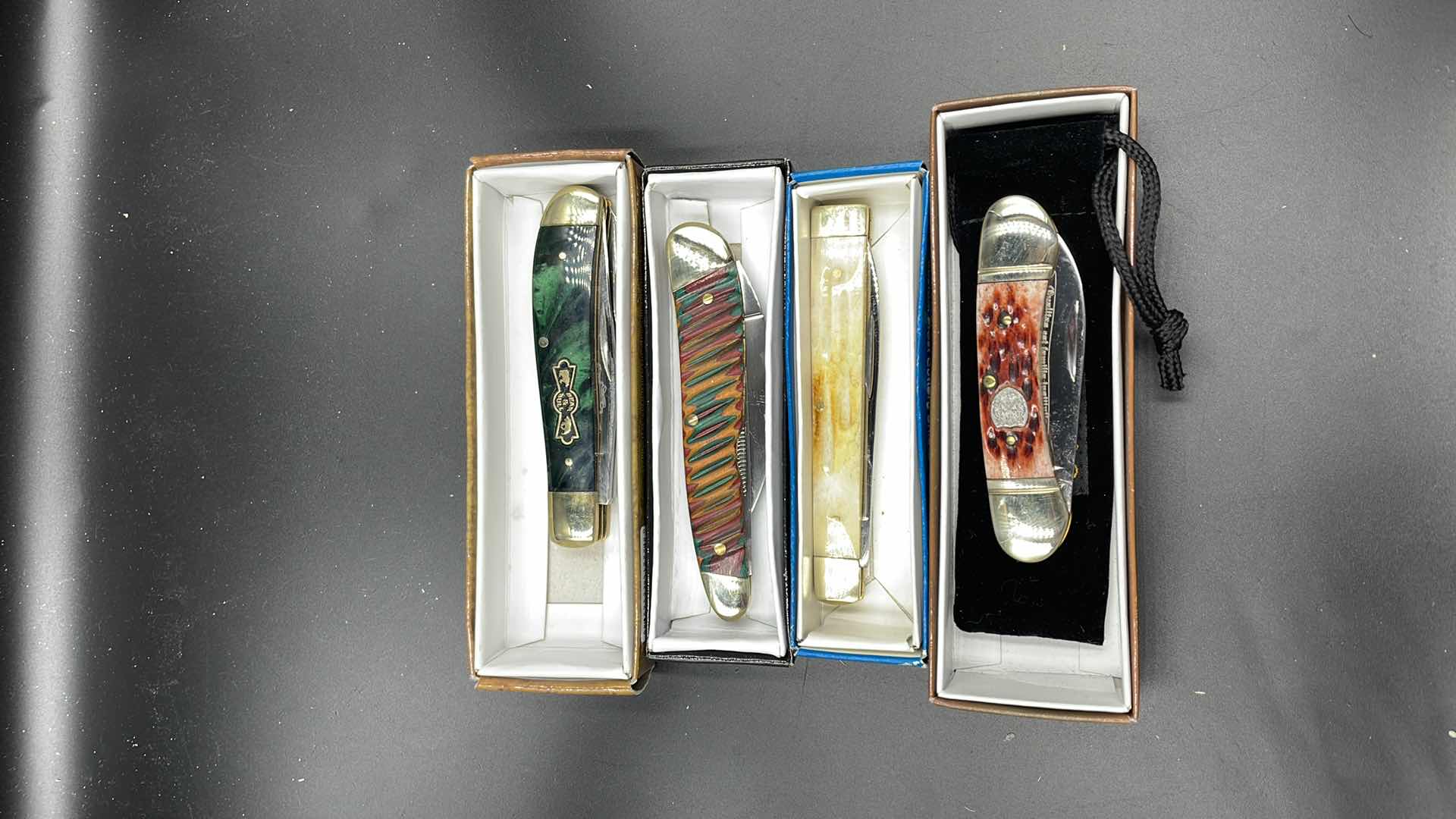 Photo 1 of FROST CUTLERY 4 PC POCKET KNIFE SET