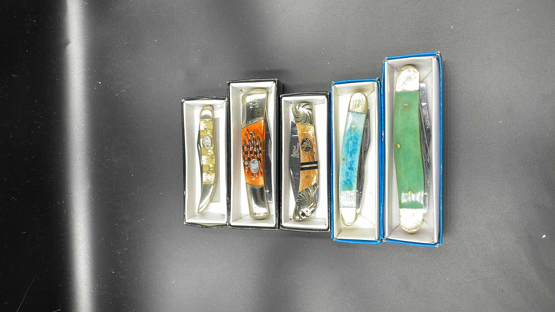 Photo 1 of FROST CUTLERY 5 PC POCKET KNIFE SET