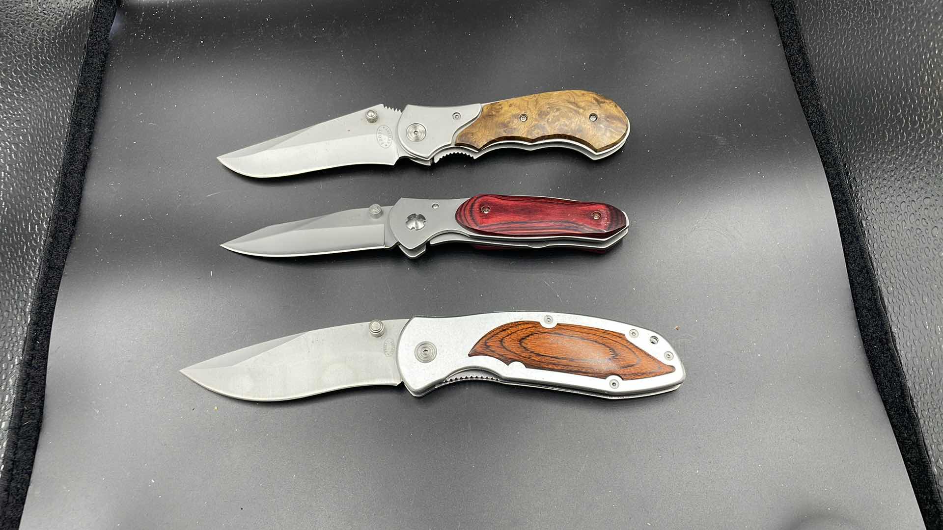 Photo 1 of FROST CUTLERY 3 PC POCKET KNIFE SET
