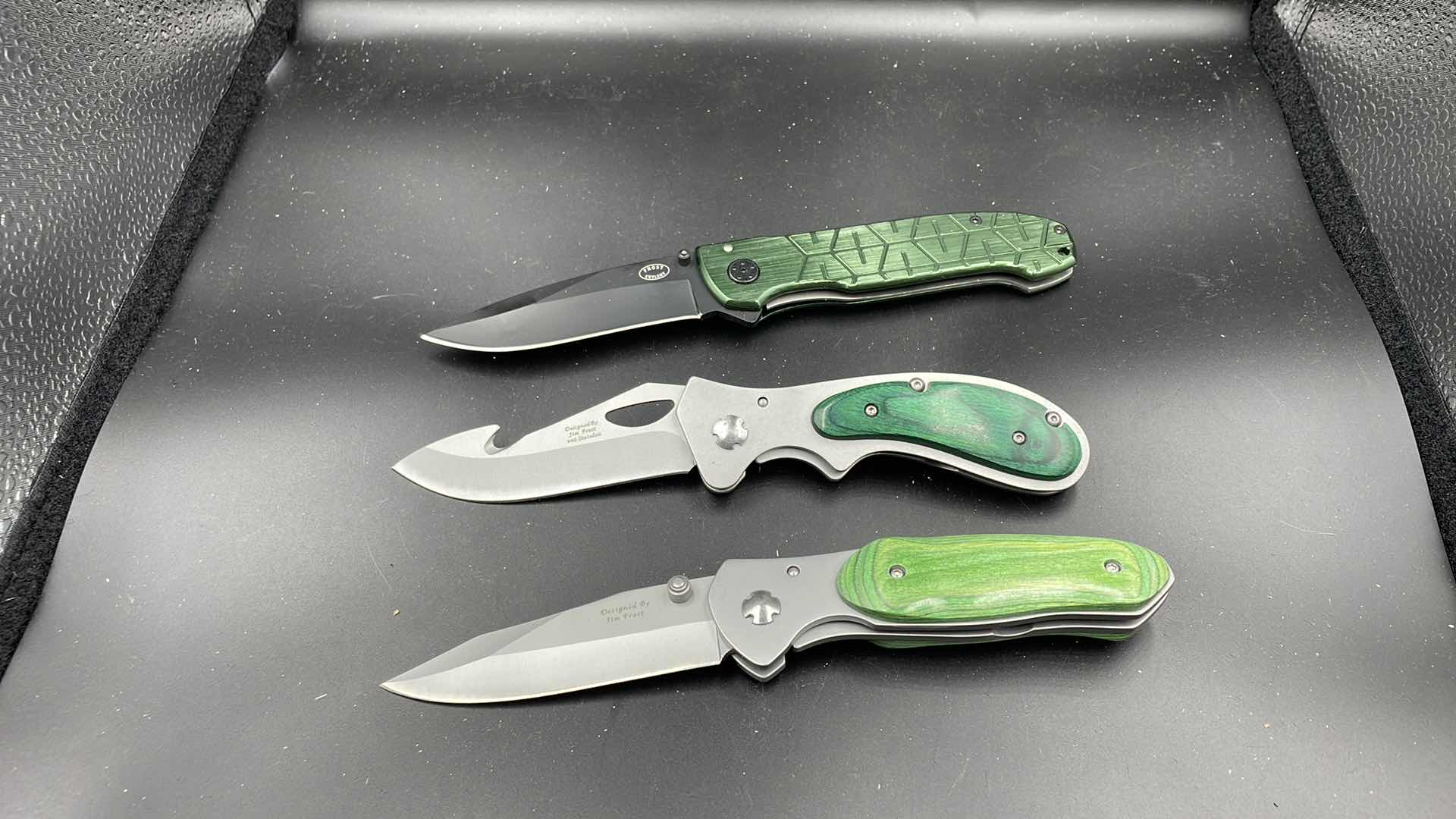 Photo 1 of FROST CUTLERY 3 PC POCKET KNIFE SET
