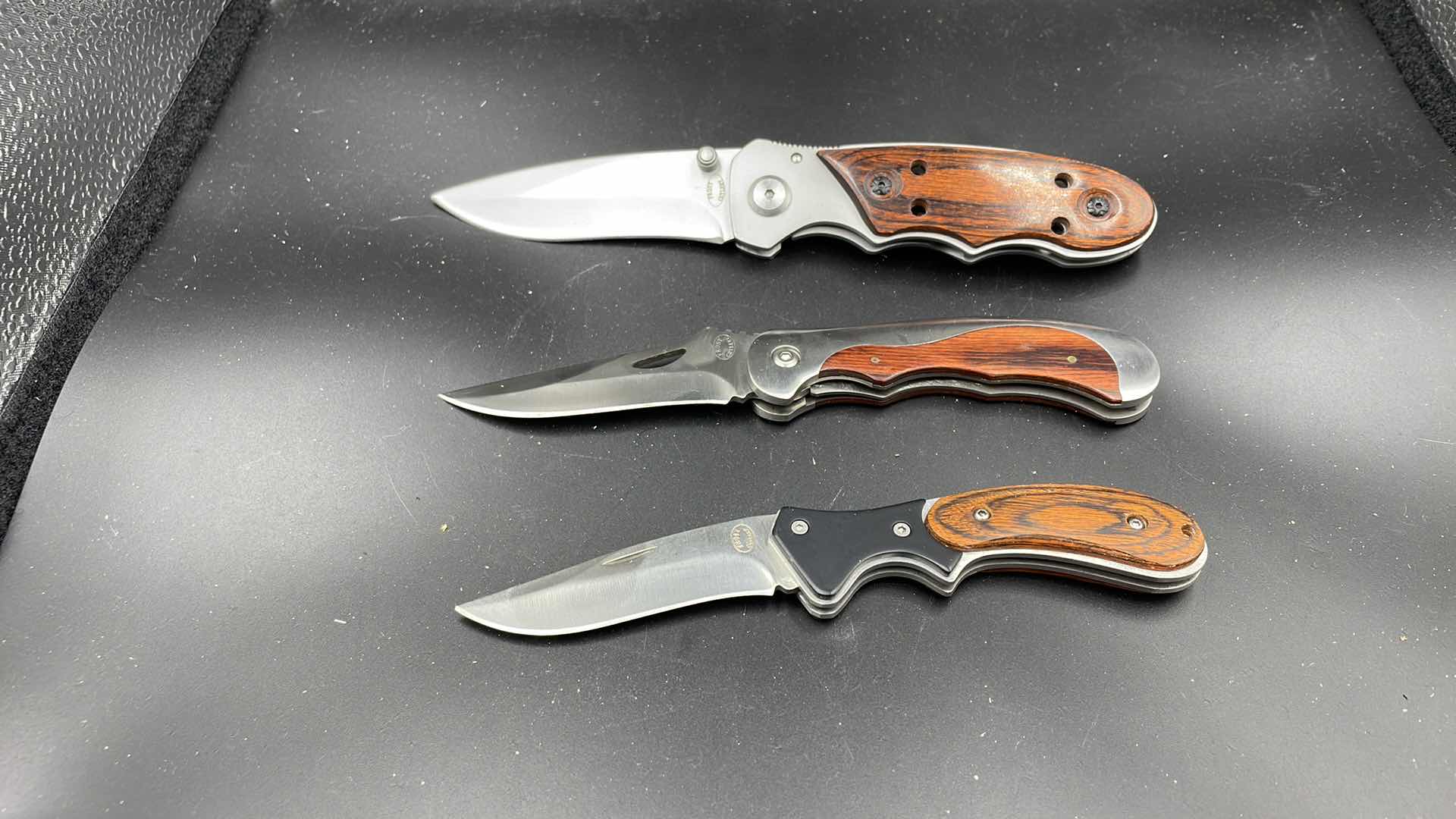 Photo 1 of FROST CUTLERY 3 PC POCKET KNIFE SET