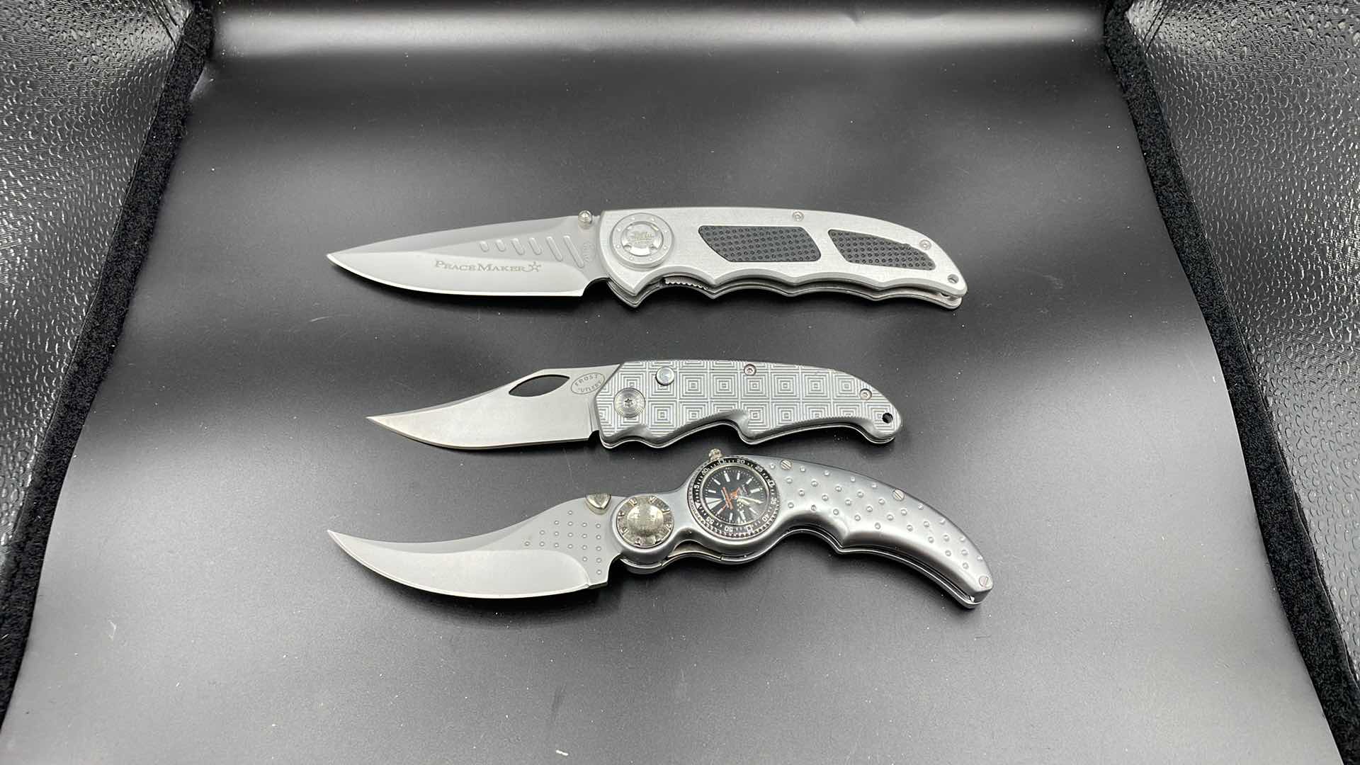 Photo 1 of FROST CUTLERY 3 PC POCKET KNIFE SET