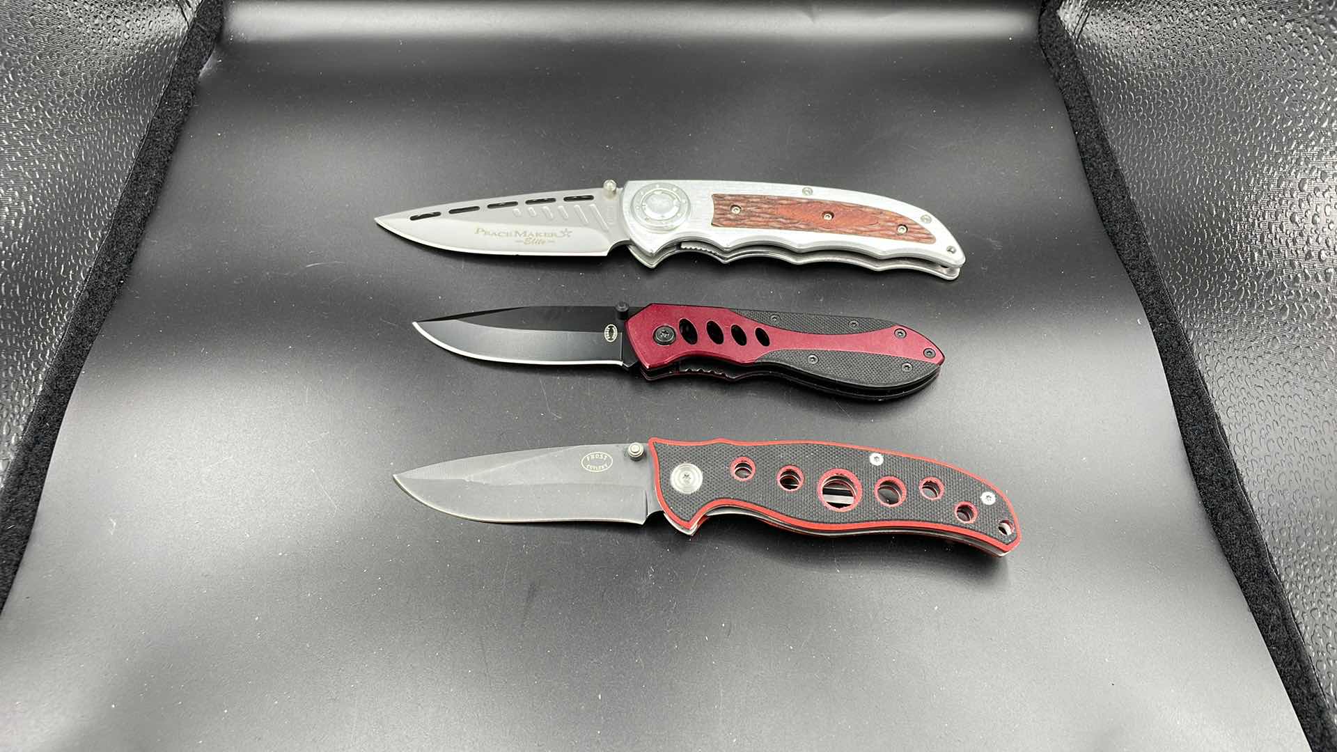 Photo 1 of FROST CUTLERY 3 PC POCKET KNIFE SET
