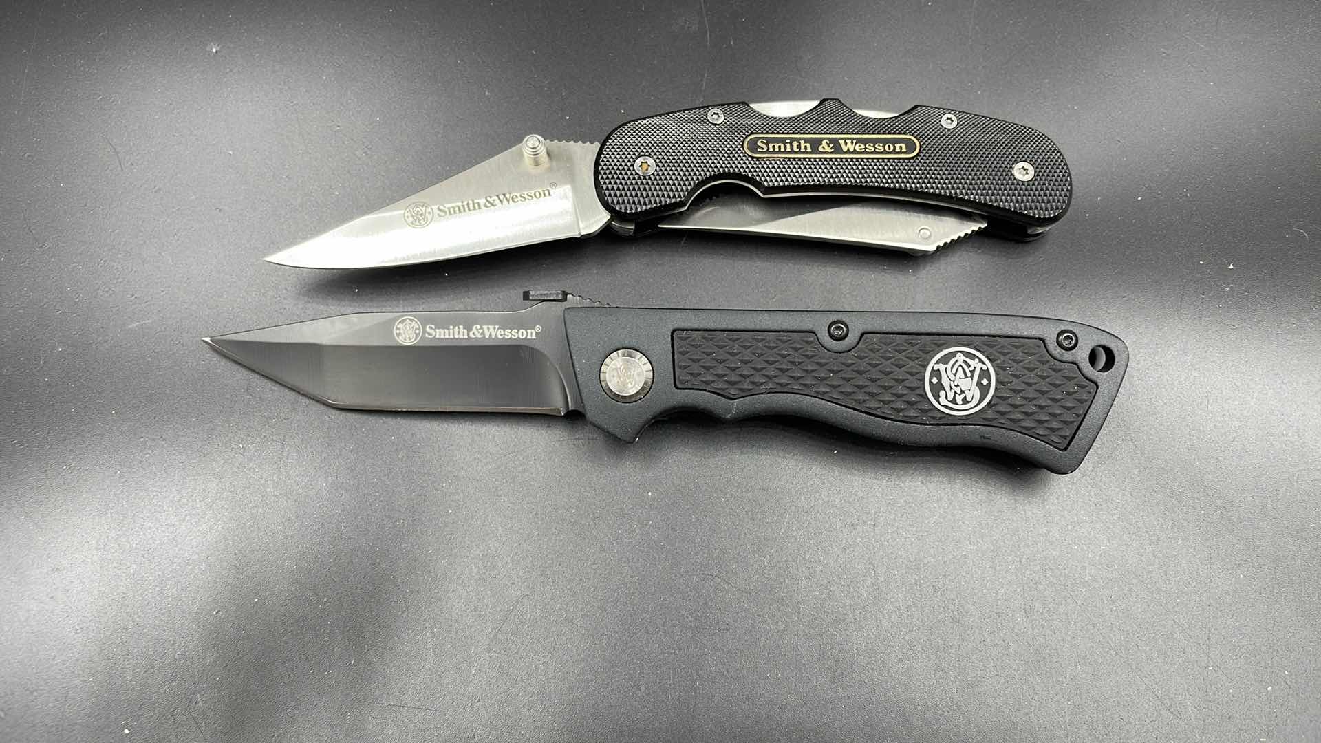 Photo 1 of PAIR OF SMITH & WESSON POCKET KNIVES