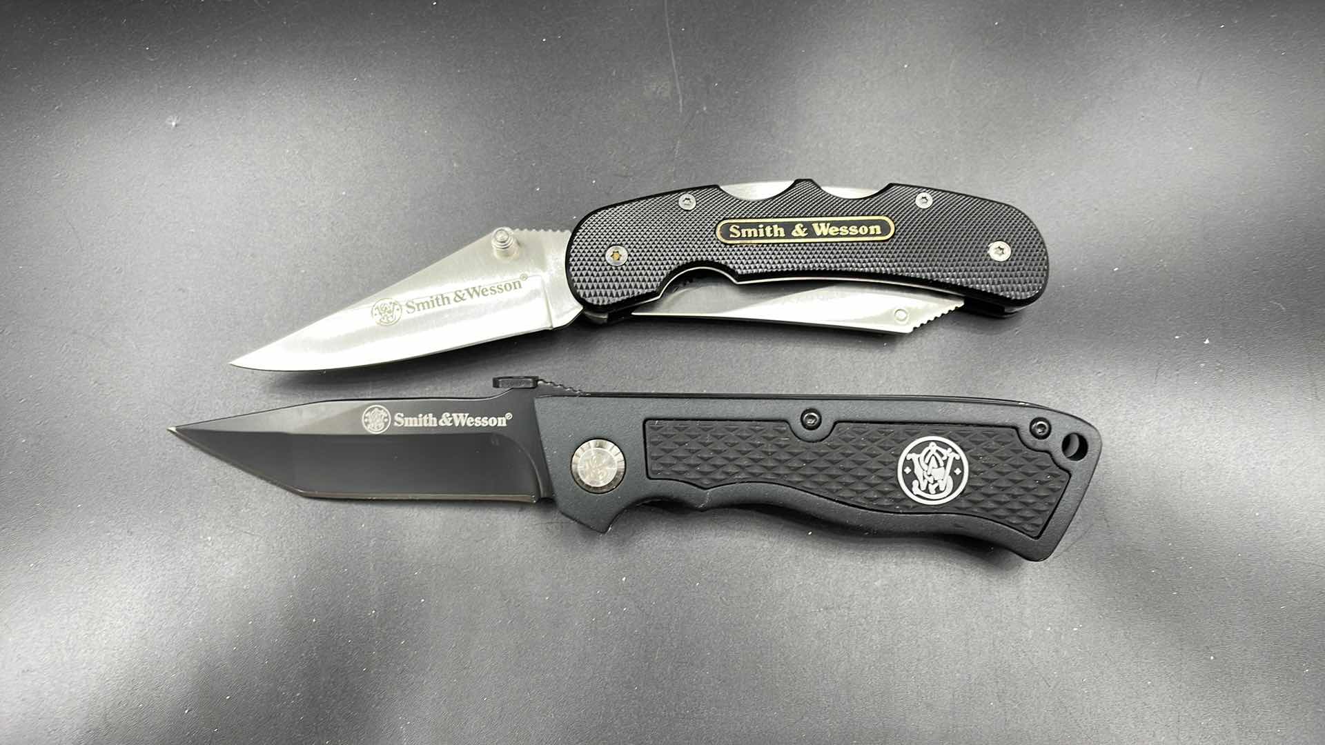 Photo 1 of PAIR OF SMITH & WESSON POCKET KNIVES